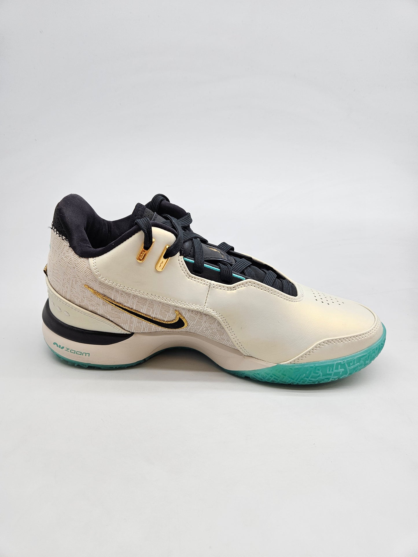 NIKE FC LIVERPUL NOVI ORIGINAL PATIKI BR 40