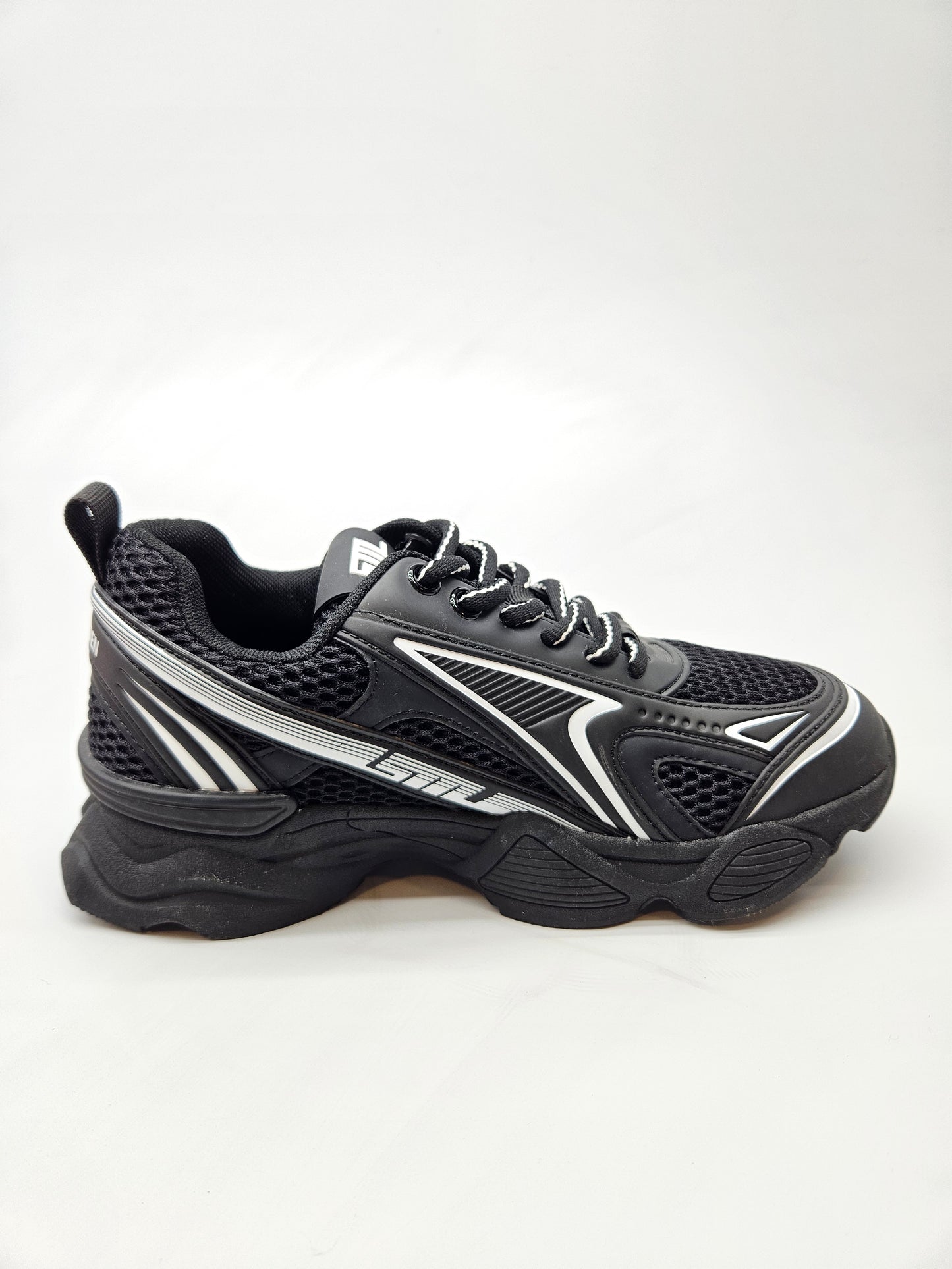 STEVE MADDEN NOVI ORIGINAL PATIKI BR 36