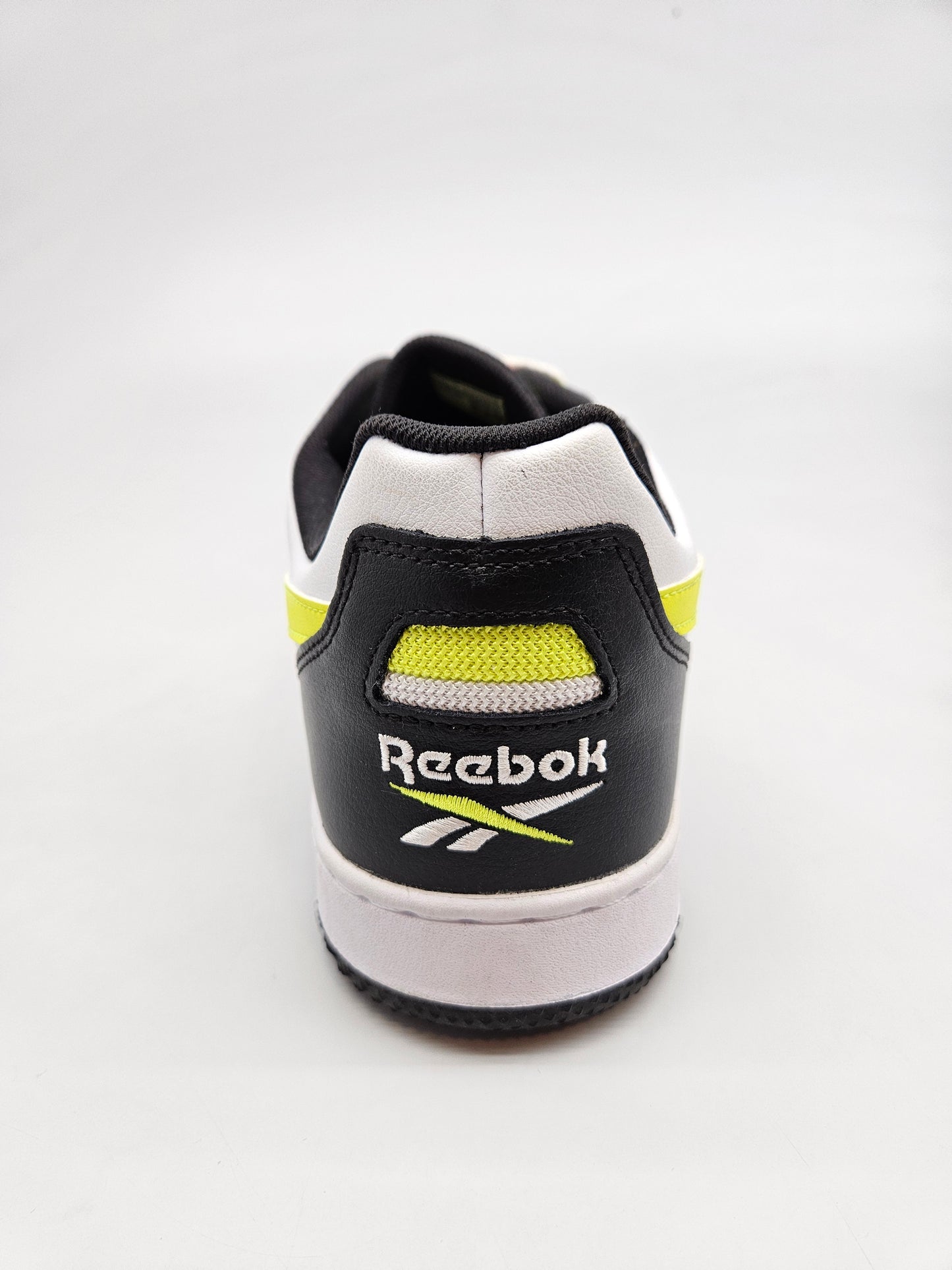 REEBOK NOVI ORIGINAL PATIKI BR 45