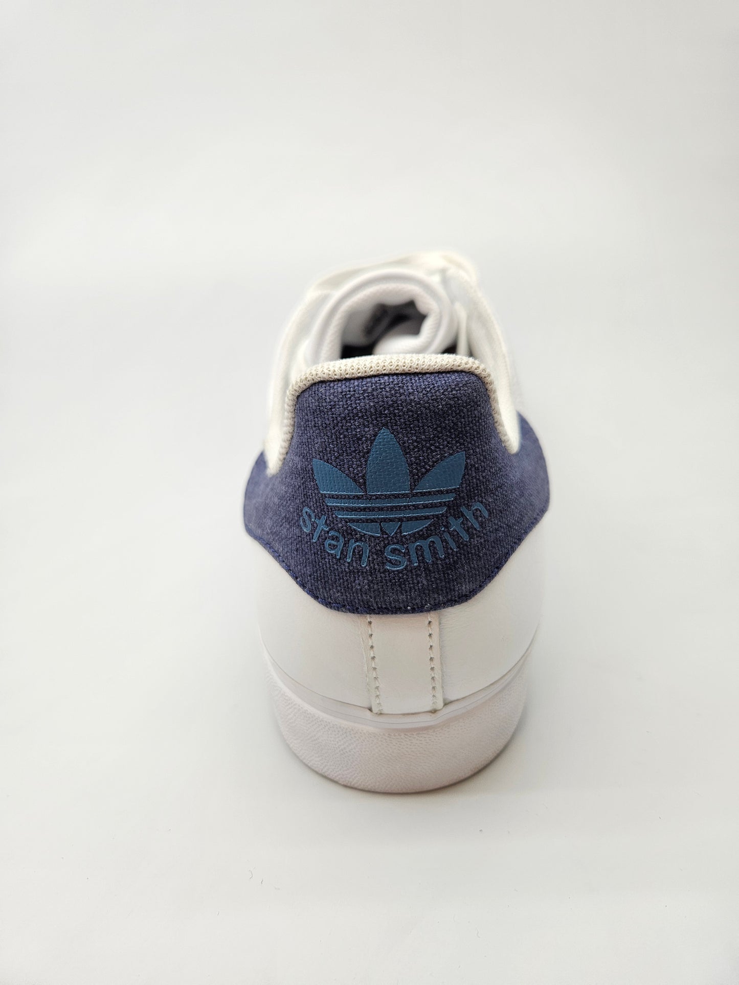 ADIDAS NOVI ORIGINAL PATIKI BR 45