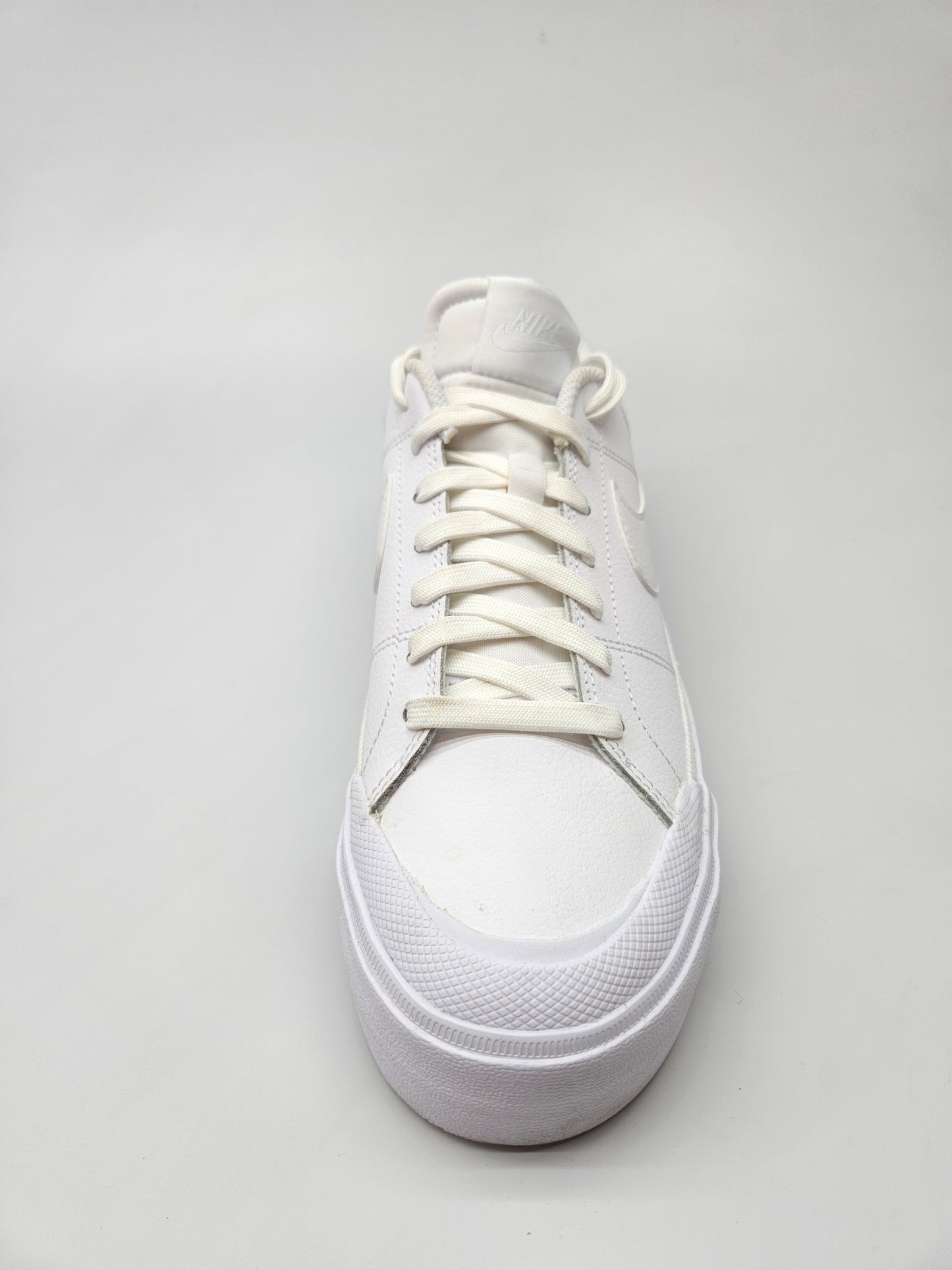 NIKE NOVI ORIGINAL PATIKI BR 40