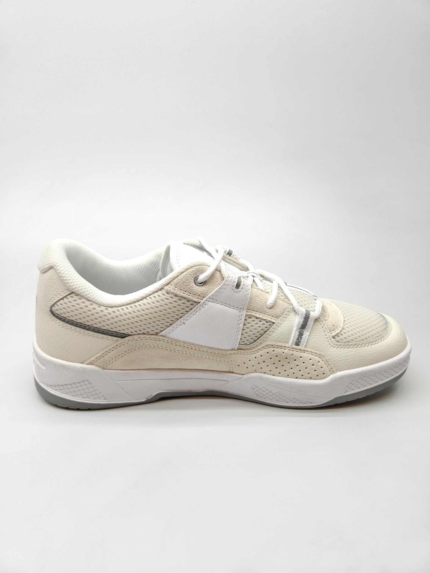 DC NOVI ORIGINAL PATIKI BR 44