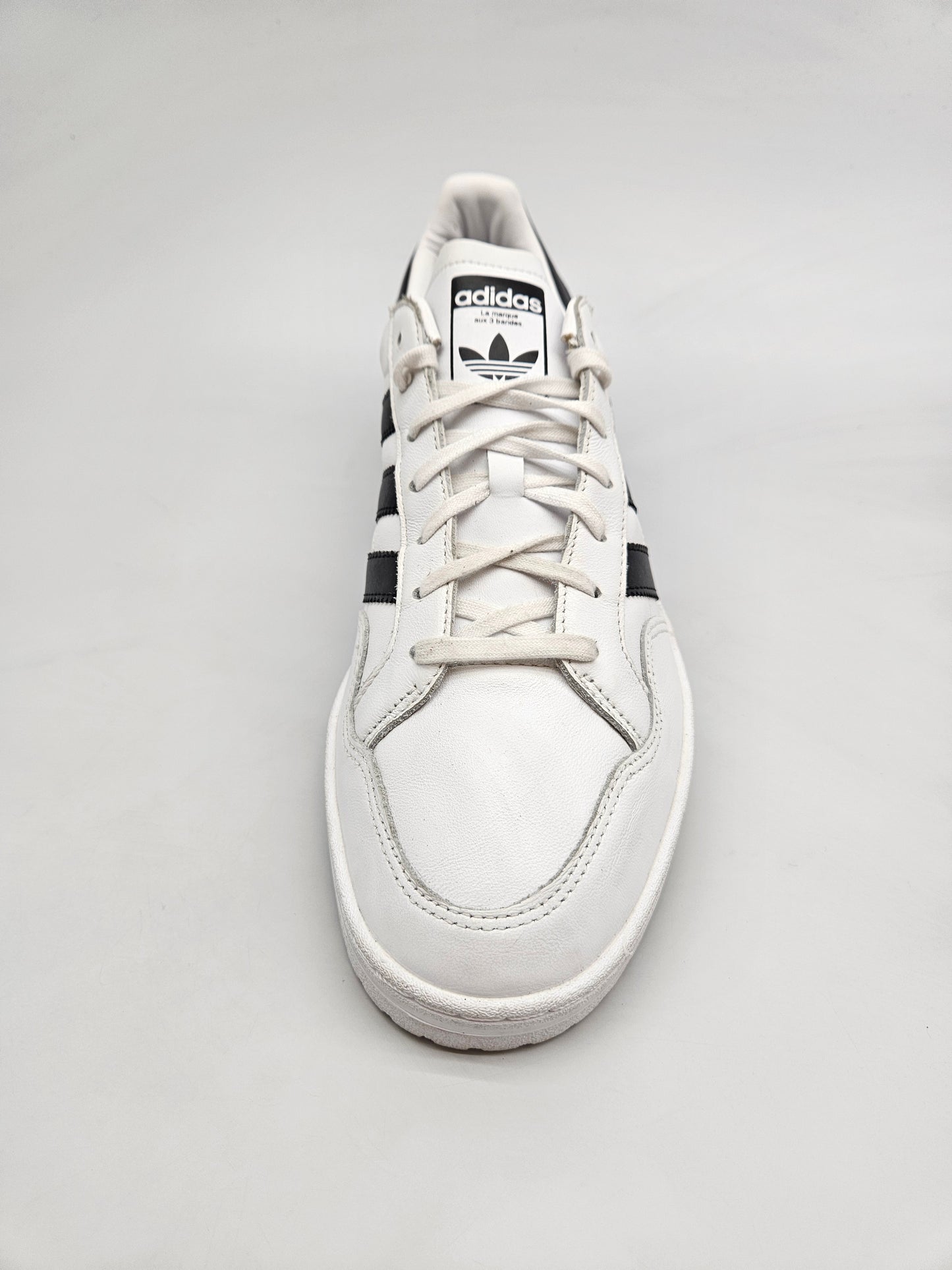 ADIDAS NOVI ORIGINAL PATIKI BR 44.5