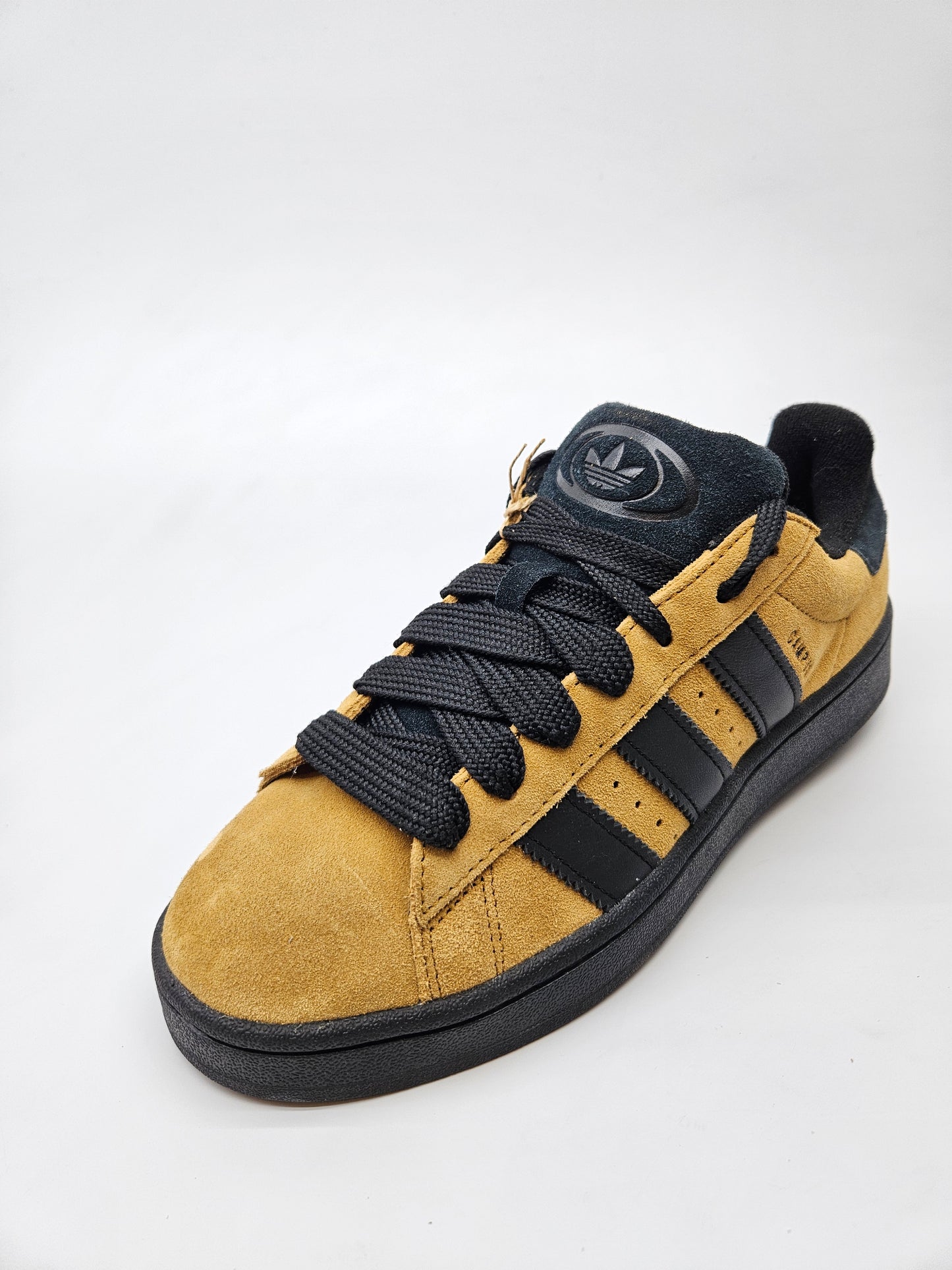 ADIDAS NOVI ORIGINAL PATIKI BR 41