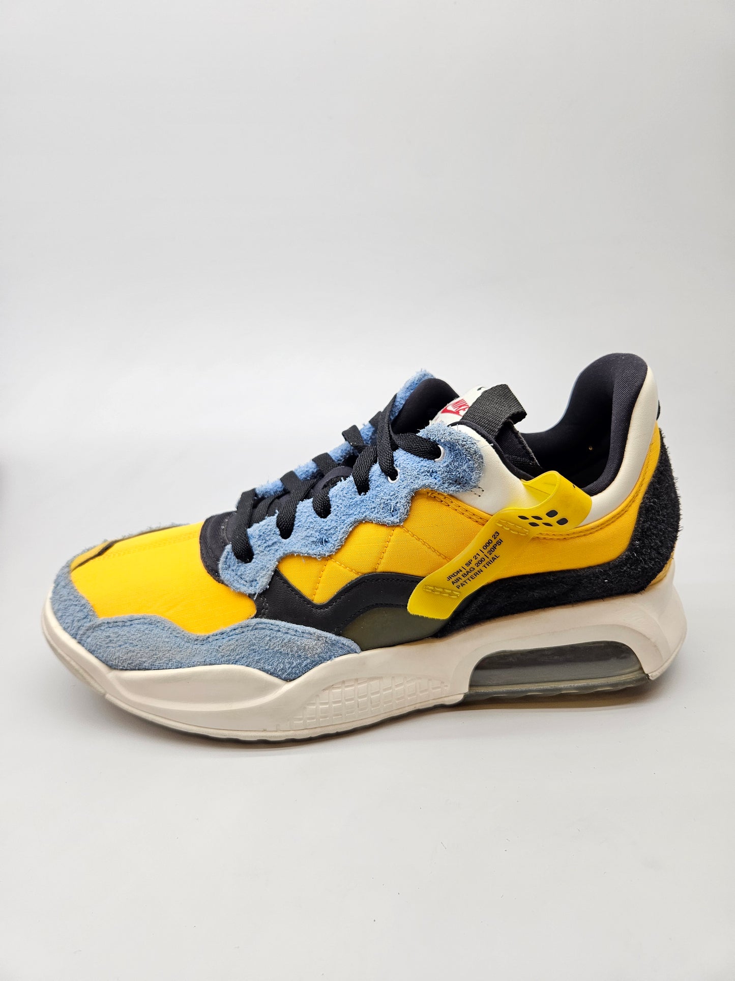 NIKE JORDAN NOVI ORIGINAL PATIKI BR 45.5