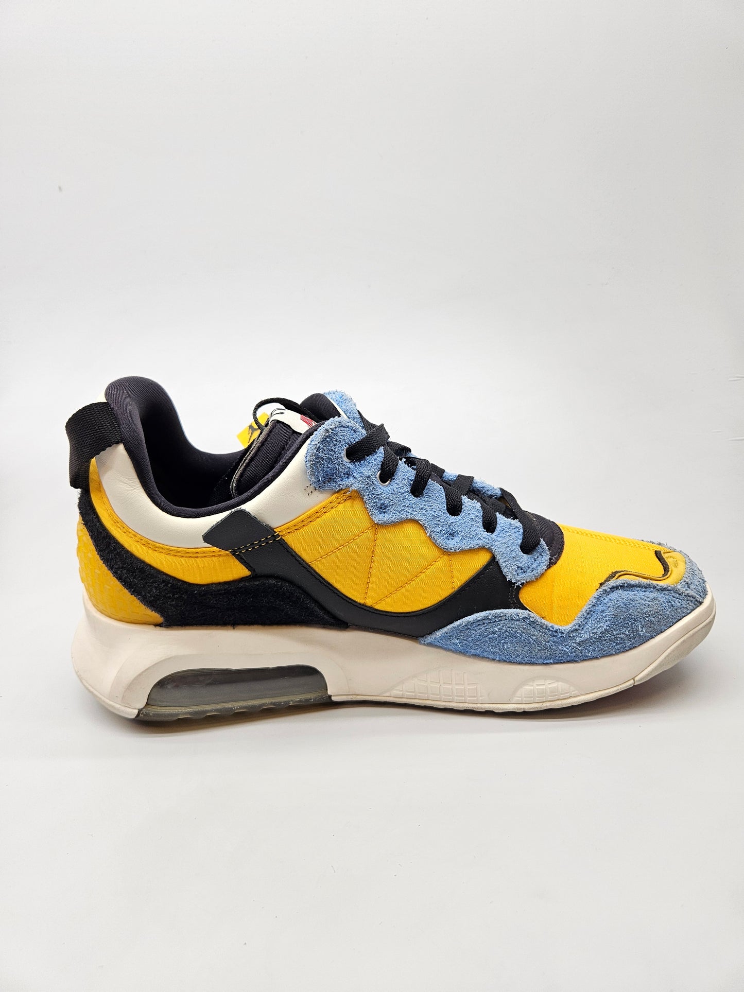 NIKE JORDAN NOVI ORIGINAL PATIKI BR 45.5