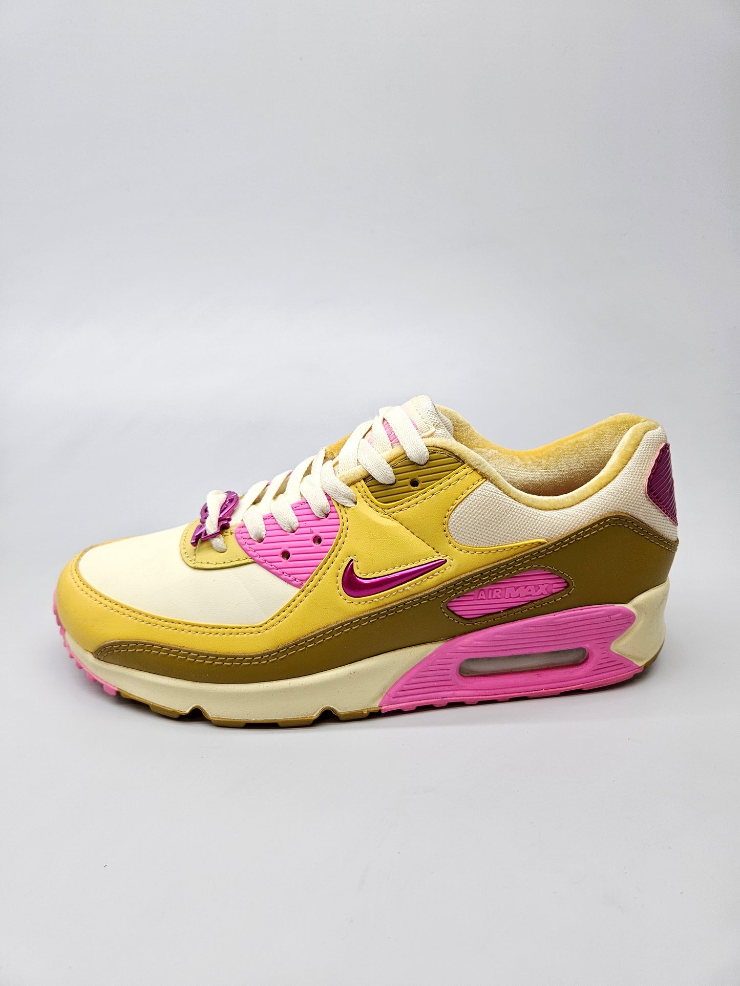 NIKE AIRMAX NOVI ORIGINAL PATIKI BR 41