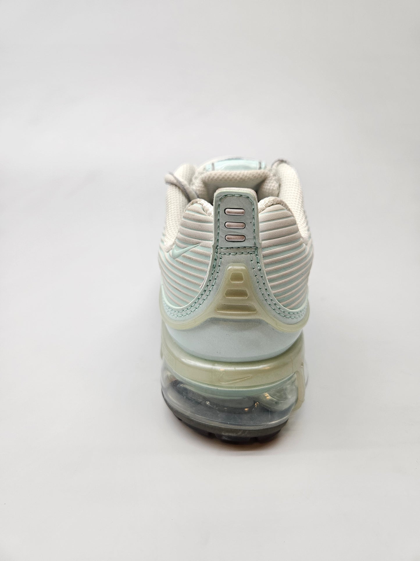 NIKE VAPORMAX NOVI ORIGINAL PATIKI BR 36