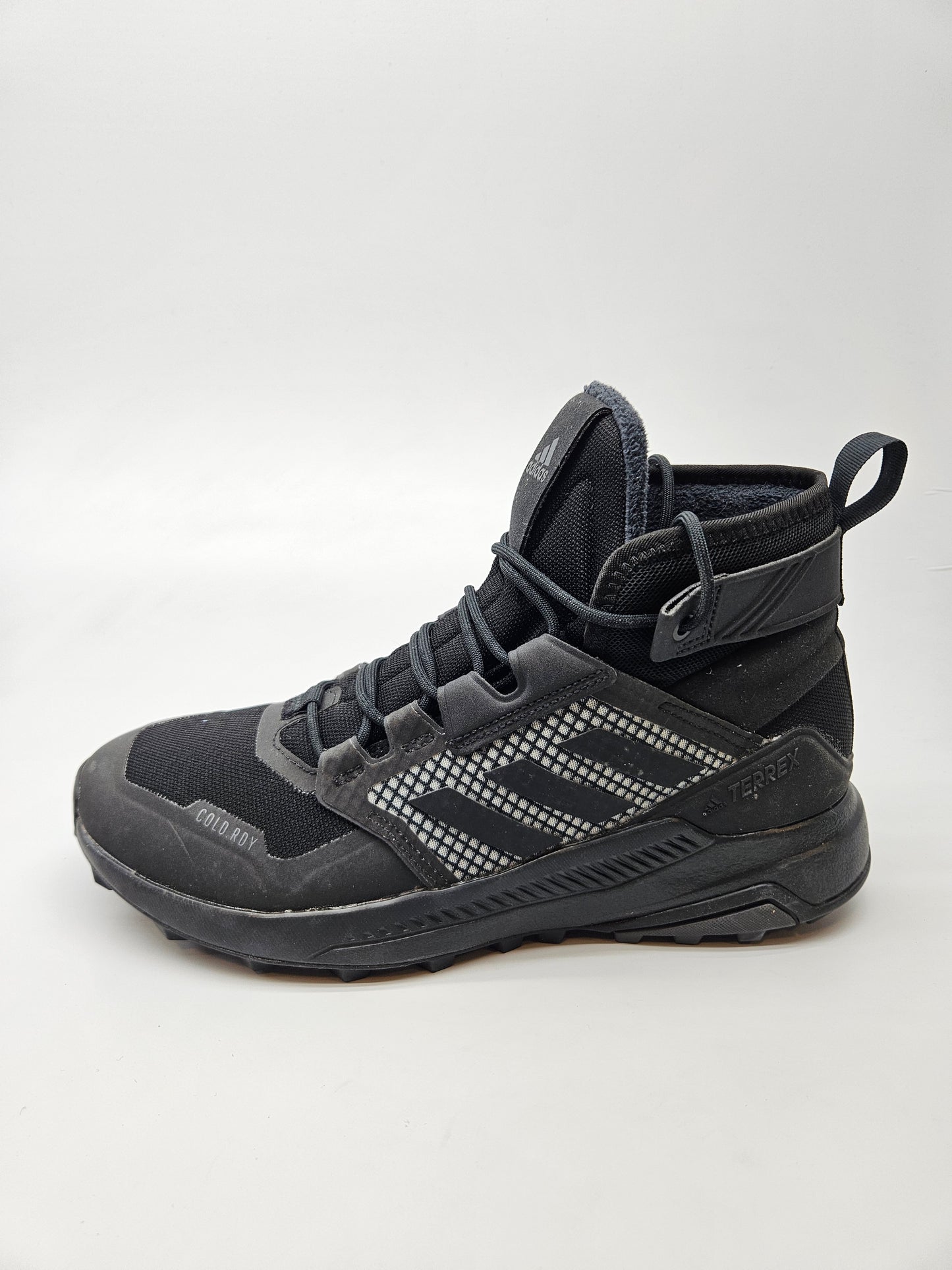 ADIDAS NOVI ORIGINAL VODOOTPORNI PATIKI BR 41