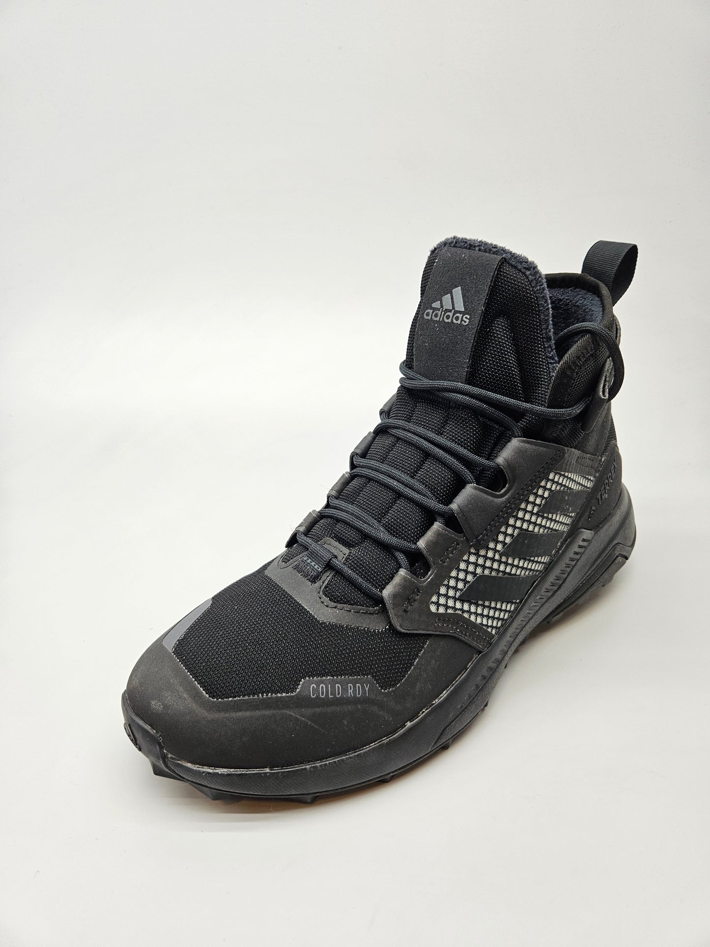 ADIDAS NOVI ORIGINAL VODOOTPORNI PATIKI BR 41