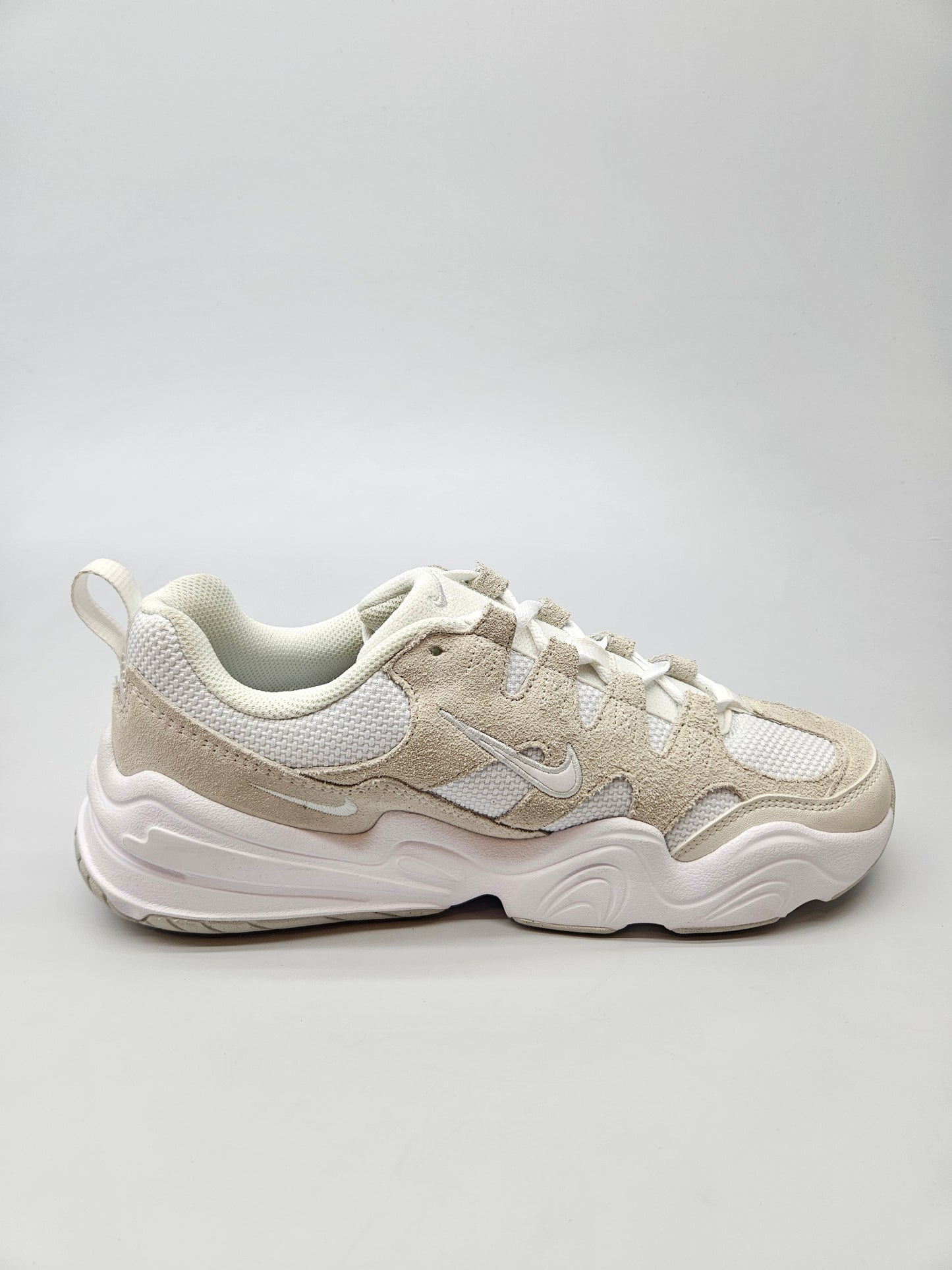 NIKE NOVI ORIGINAL PATIKI BR 41