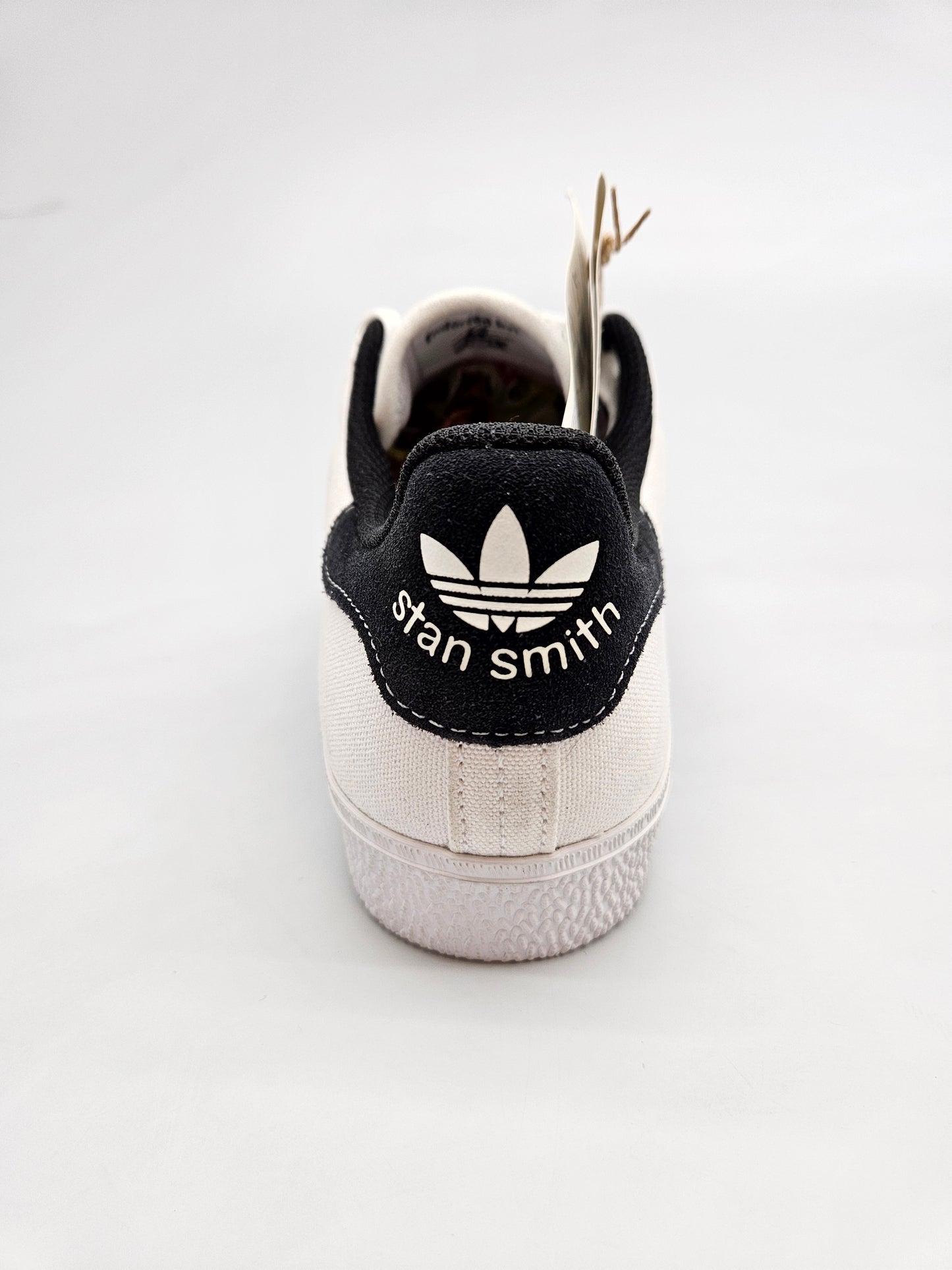 ADIDAS NOVI ORIGINAL PATIKI BR 41
