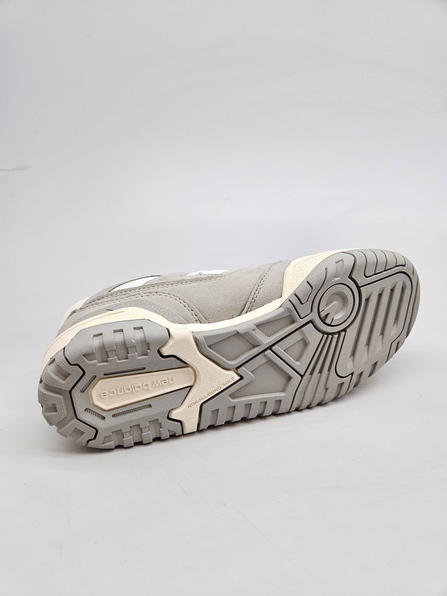 NEW BALANCE NOVI ORIGINAL PATIKI BR 37.5