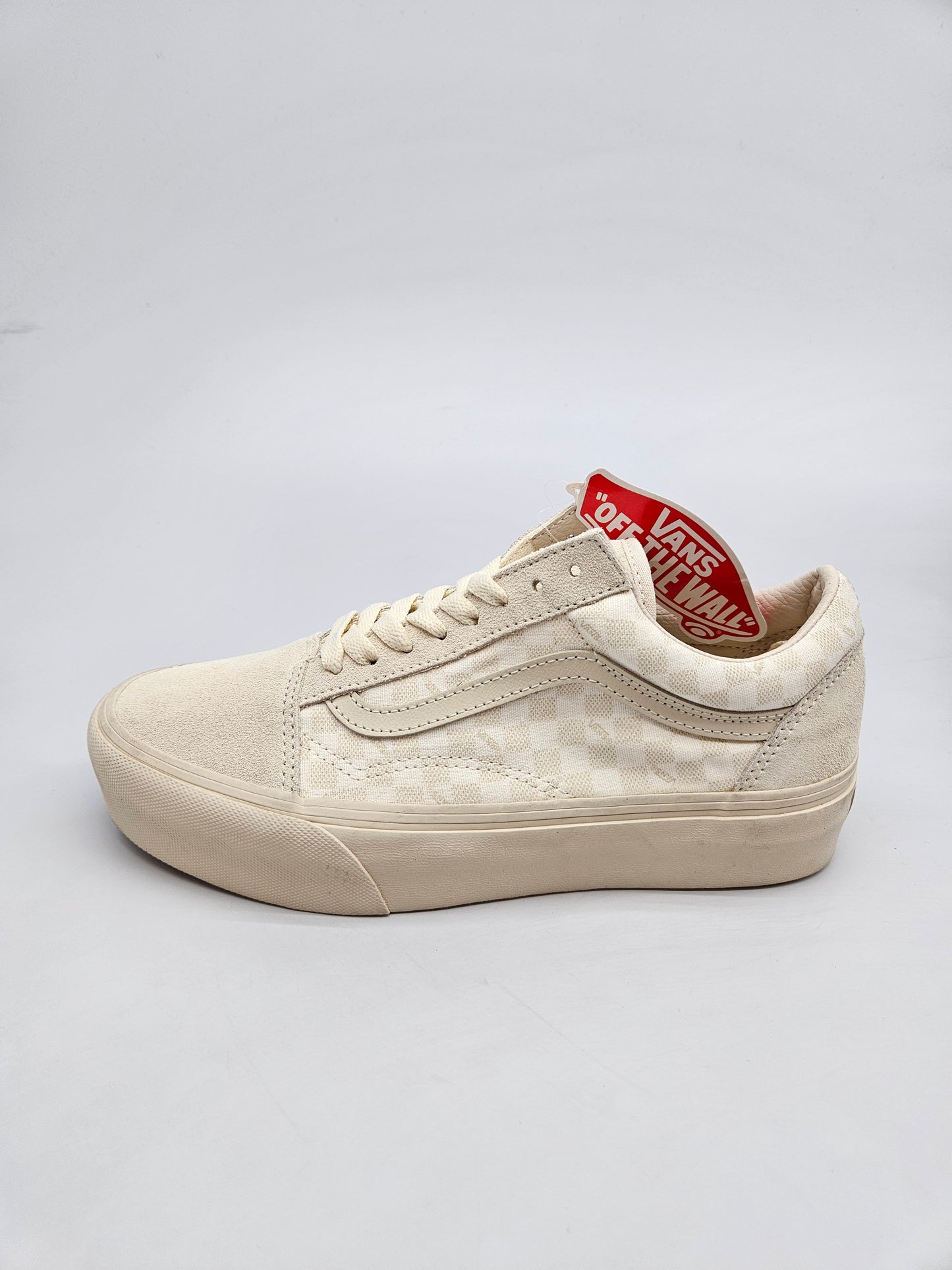 VANS NOVI ORIGINAL PATIKI BR 39
