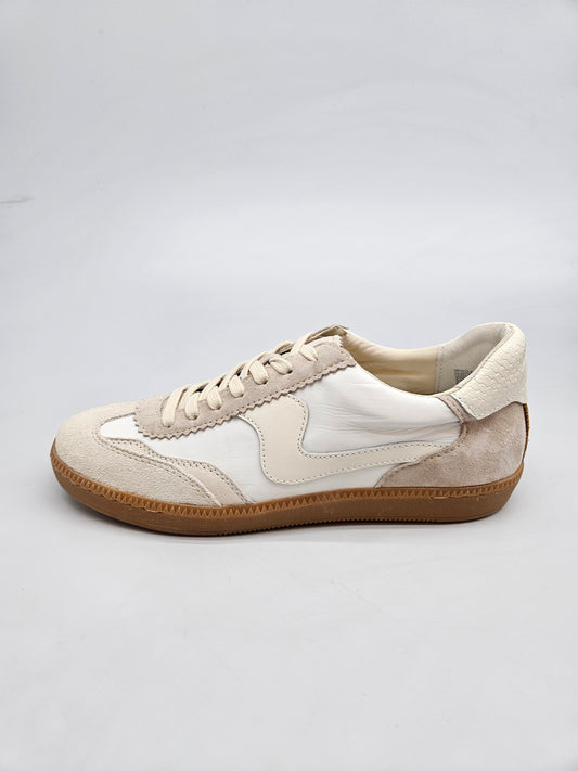 DOLCE VITA NOVI ORIGINAL PATIKI BR 39