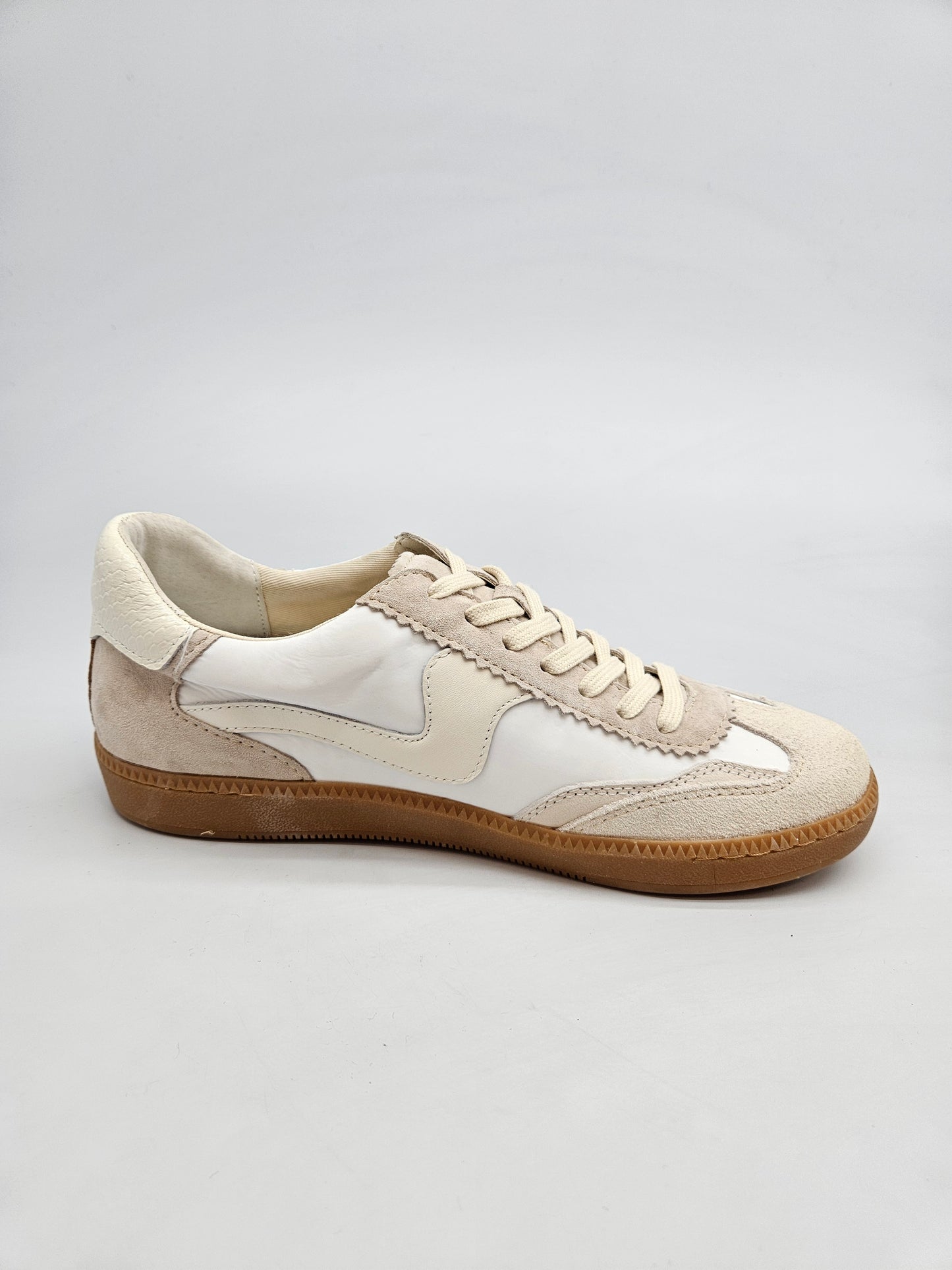 DOLCE VITA NOVI ORIGINAL PATIKI BR 39