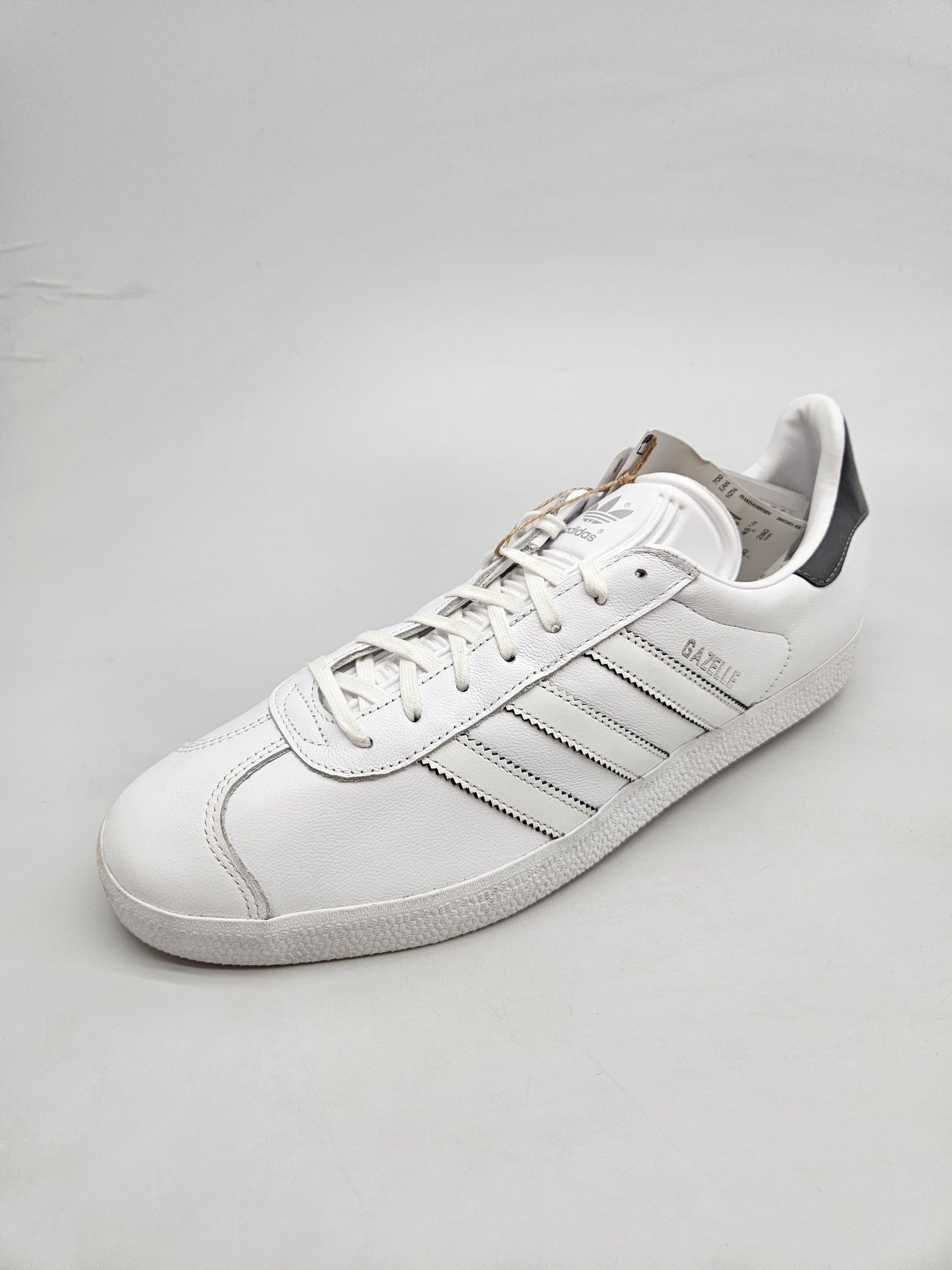 ADIDAS NOVI ORIGINAL PATIKI BR 45