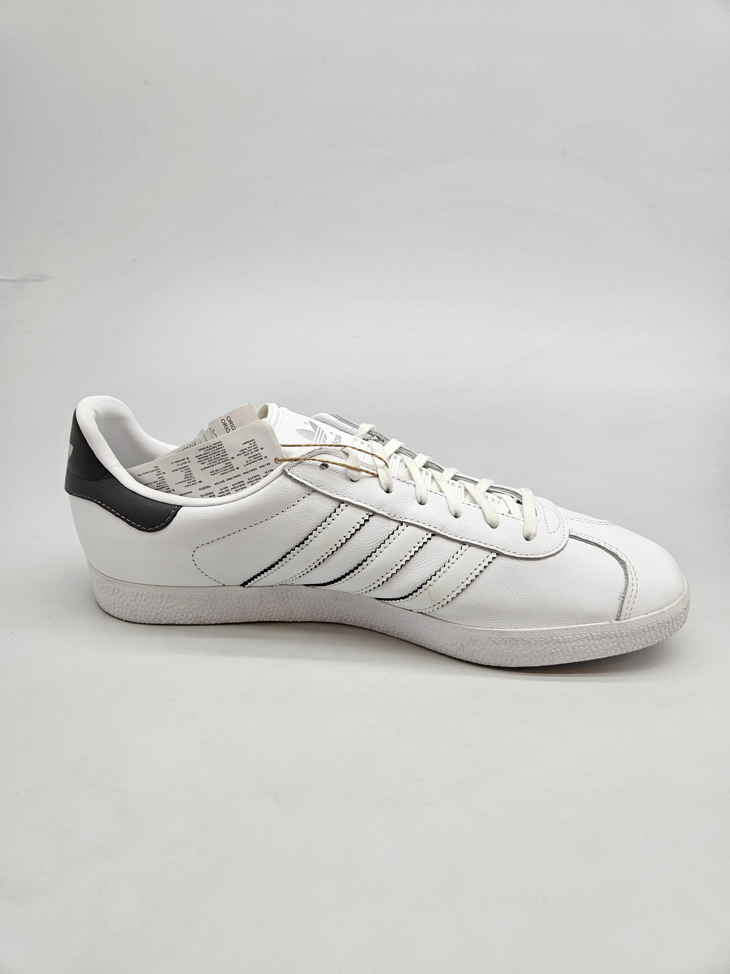 ADIDAS NOVI ORIGINAL PATIKI BR 45