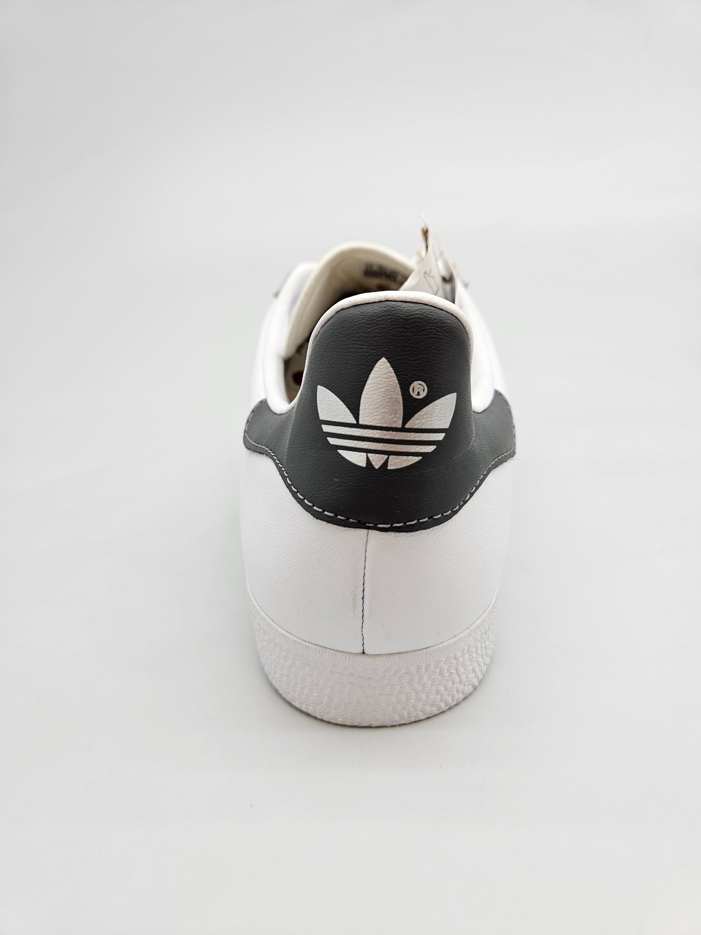 ADIDAS NOVI ORIGINAL PATIKI BR 45