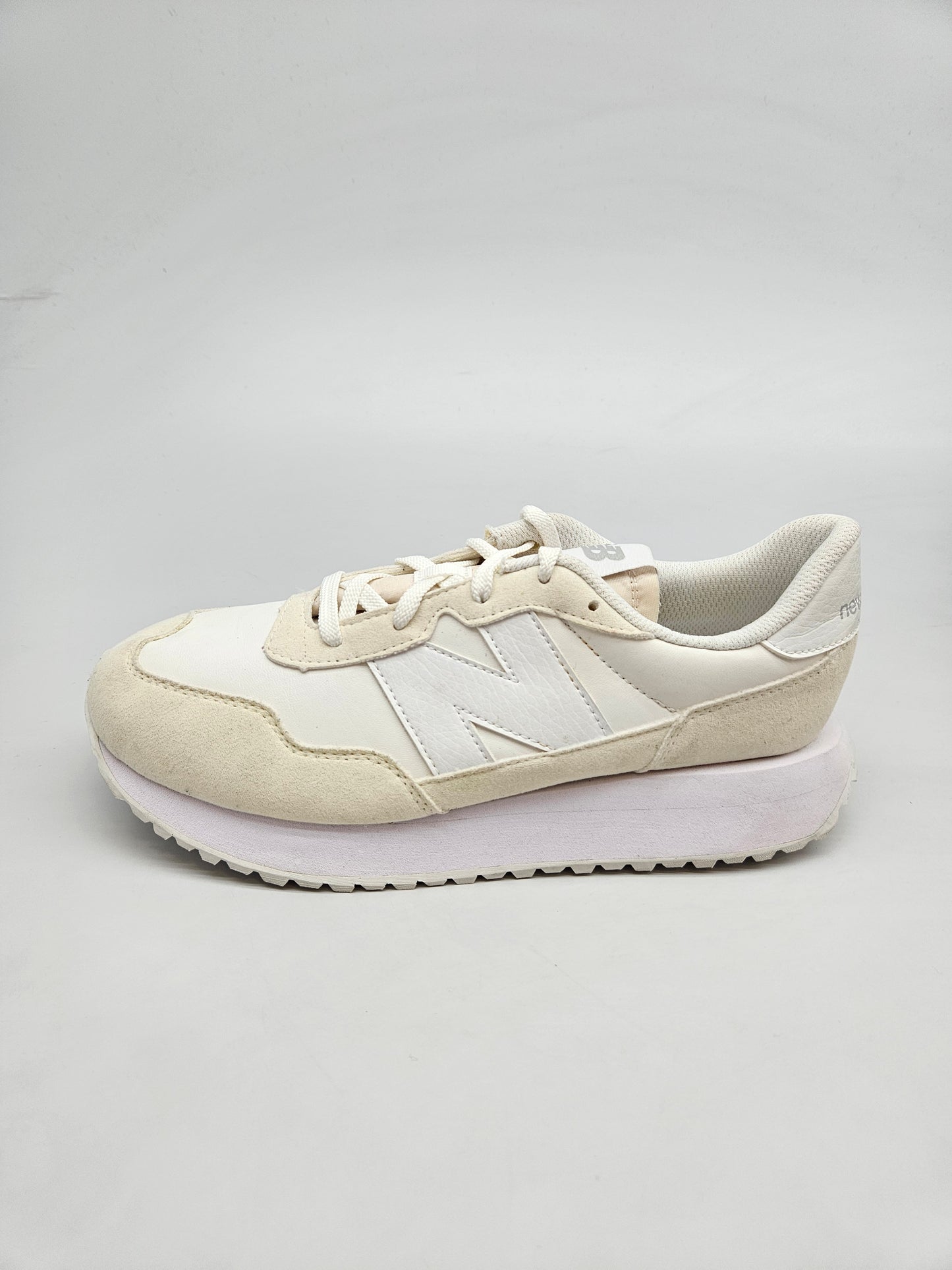 NEW BALANCE NOVI ORIGINAL PATIKI BR 38.5