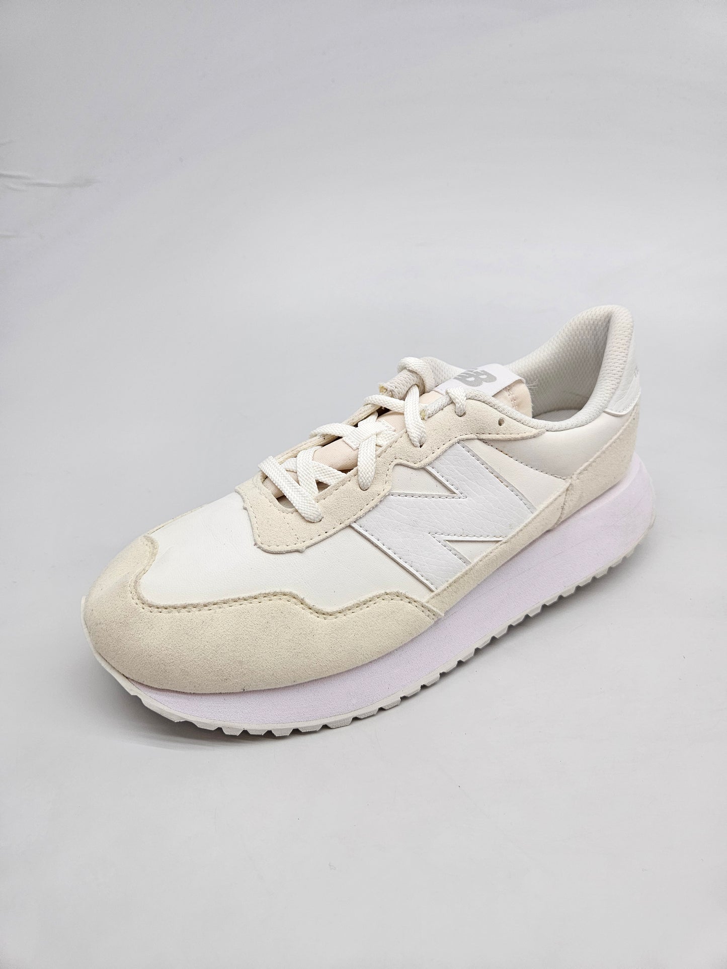 NEW BALANCE NOVI ORIGINAL PATIKI BR 38.5