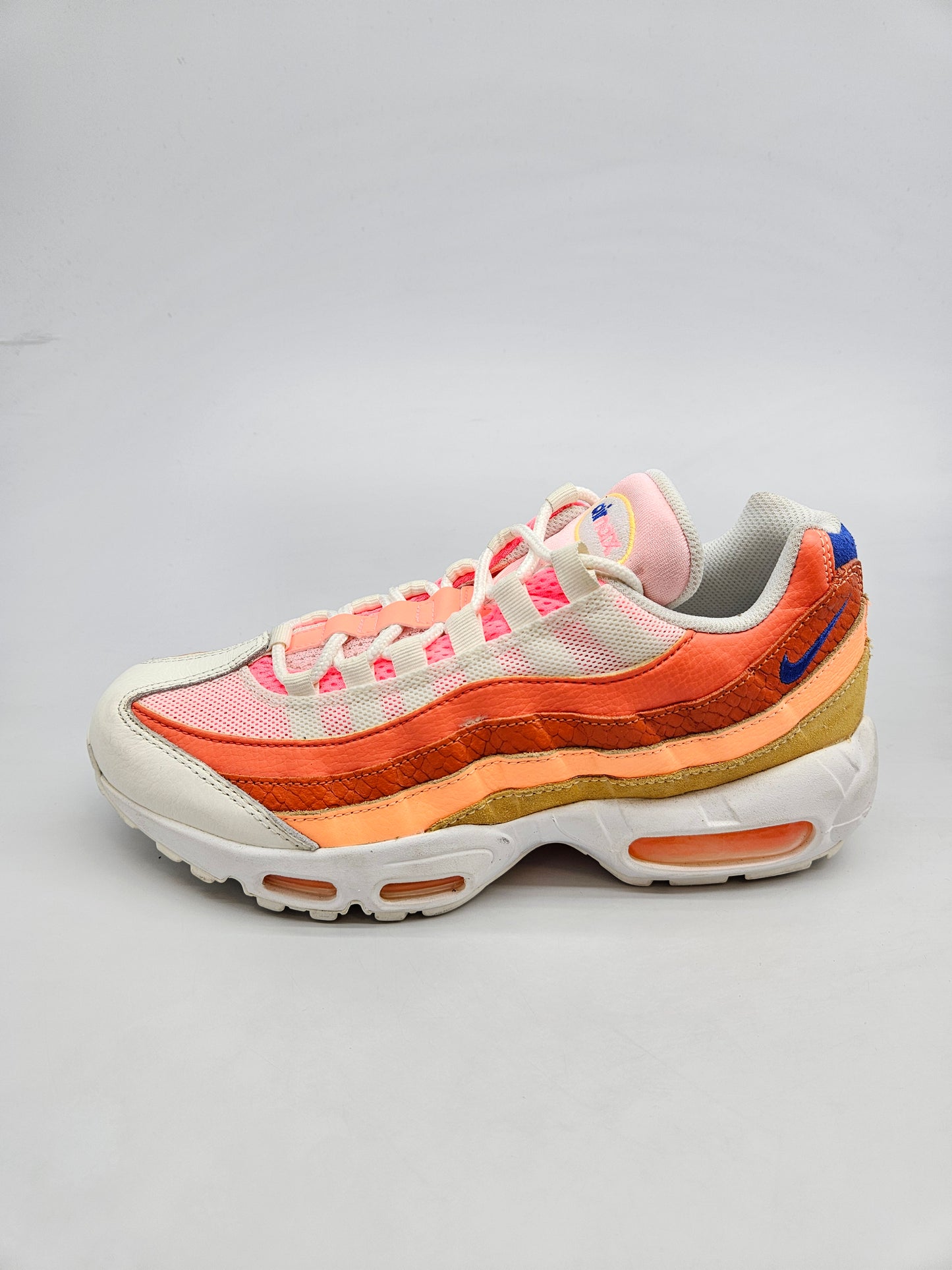 NIKE AIRMAX NOVI ORIGINAL PATIKI BR 40