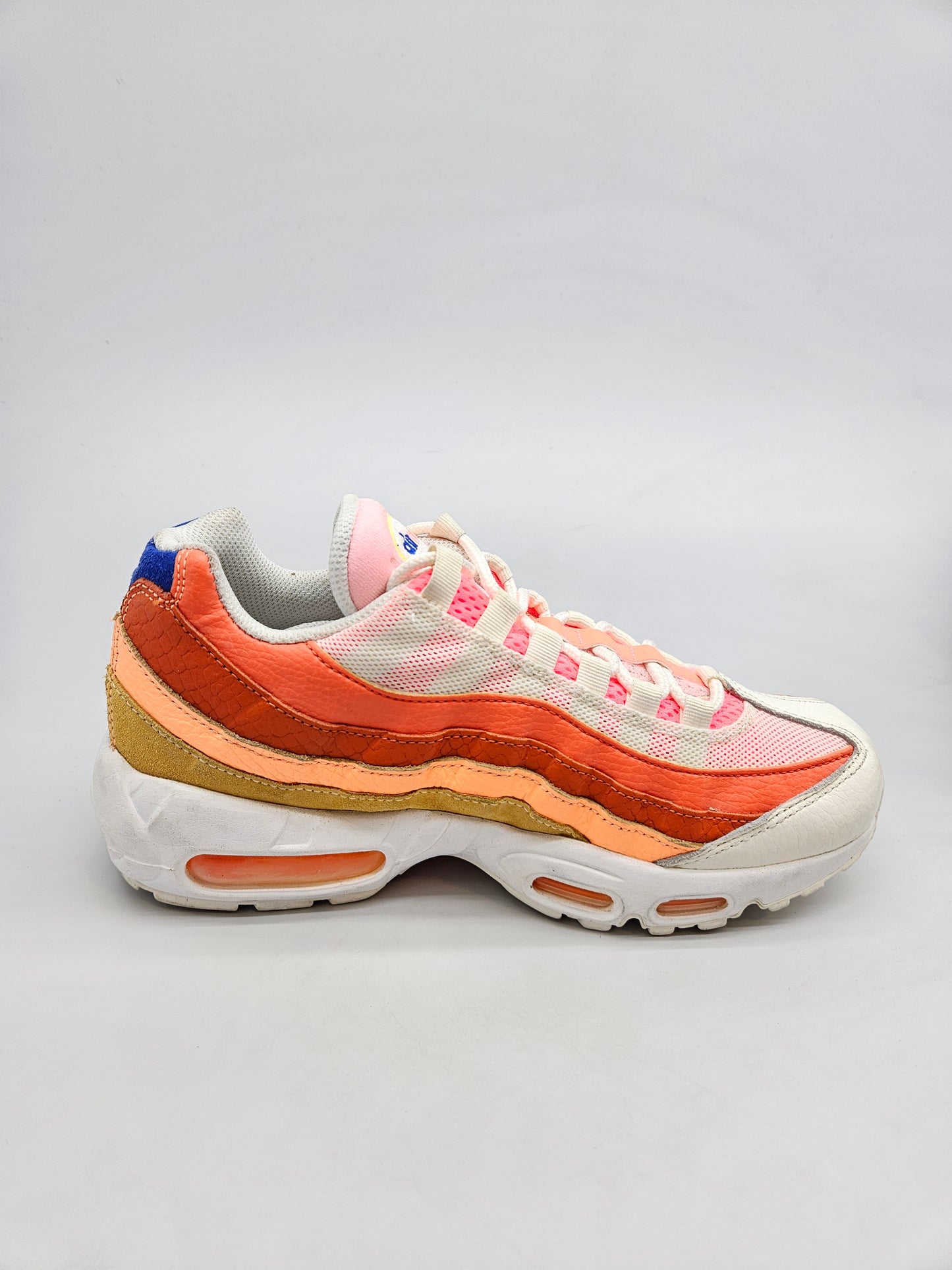 NIKE AIRMAX NOVI ORIGINAL PATIKI BR 40