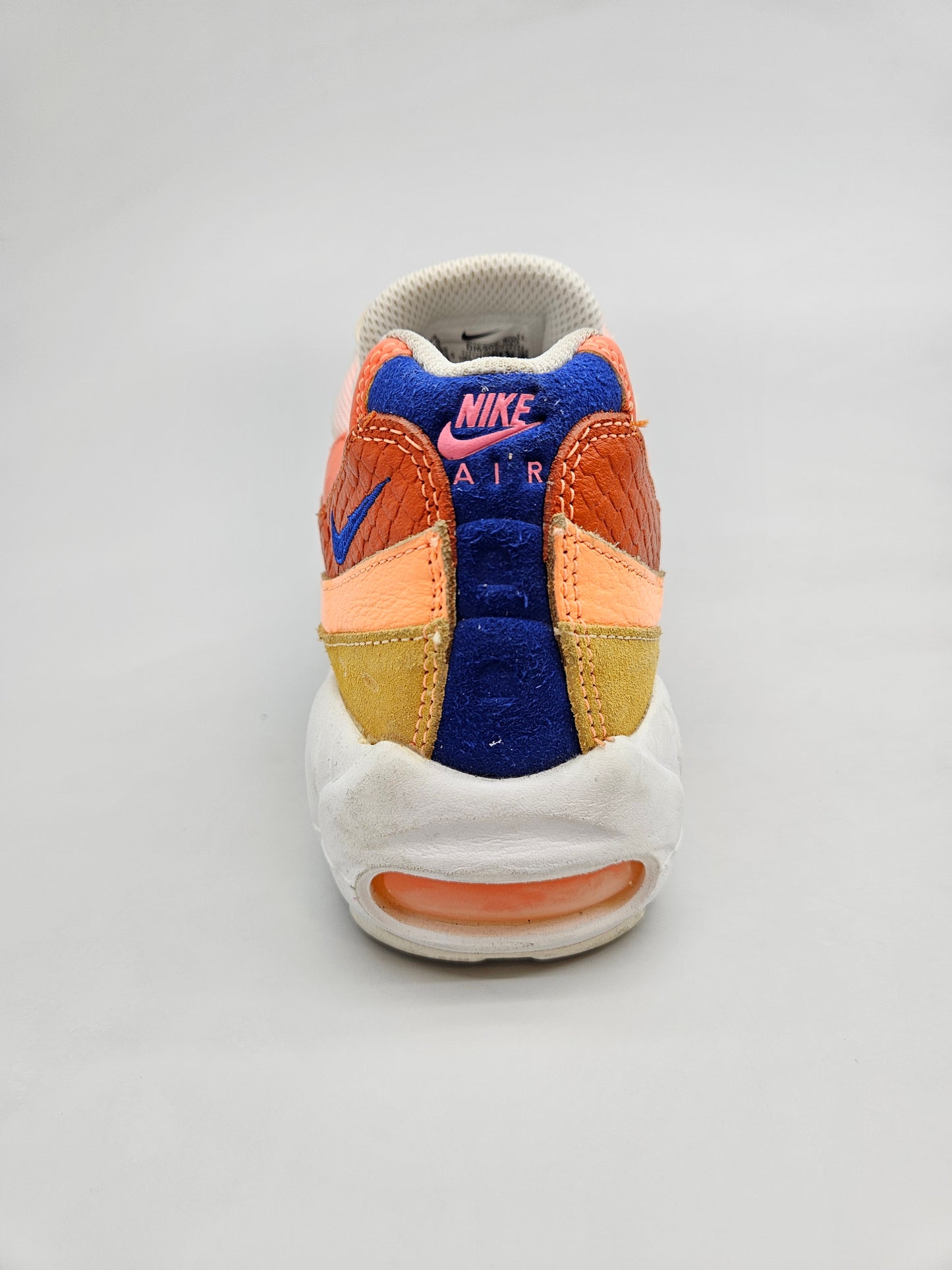 NIKE AIRMAX NOVI ORIGINAL PATIKI BR 40