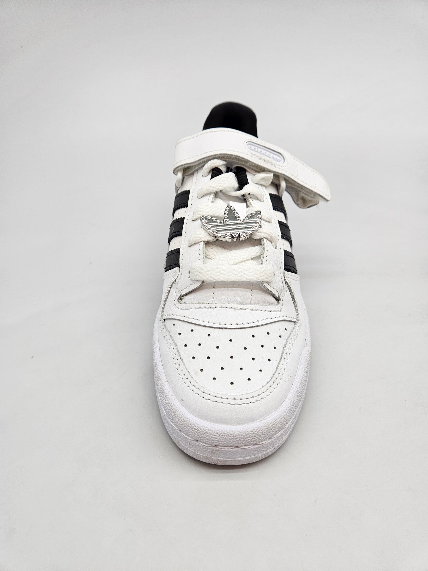 ADIDAS NOVI ORIGINAL PATIKI BR 36.5