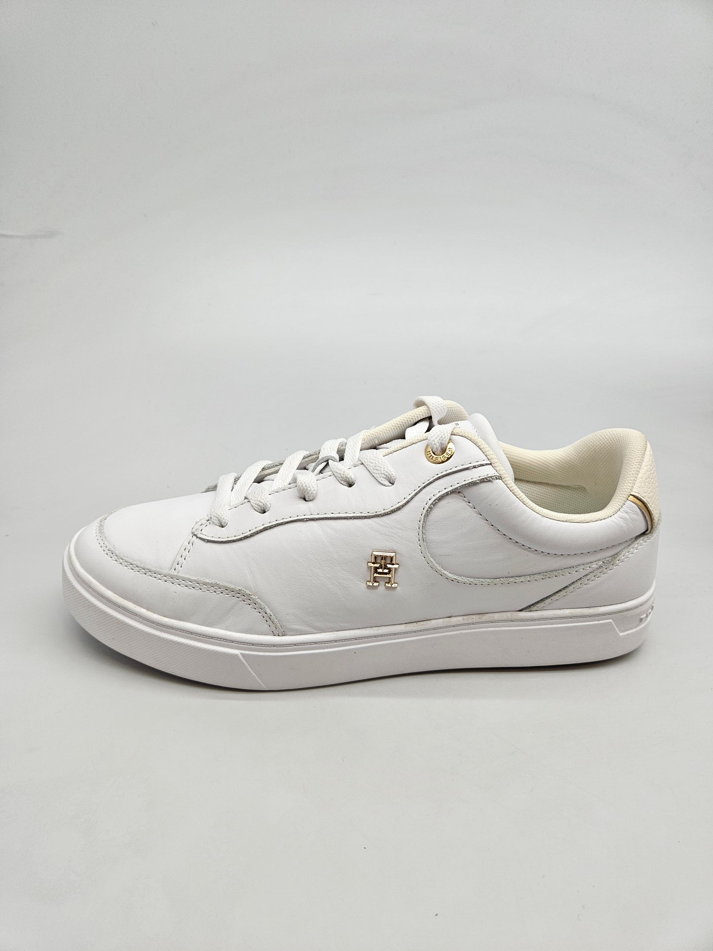 TOMMY HILFIGER NOVI ORIGINAL PATIKI BR 39