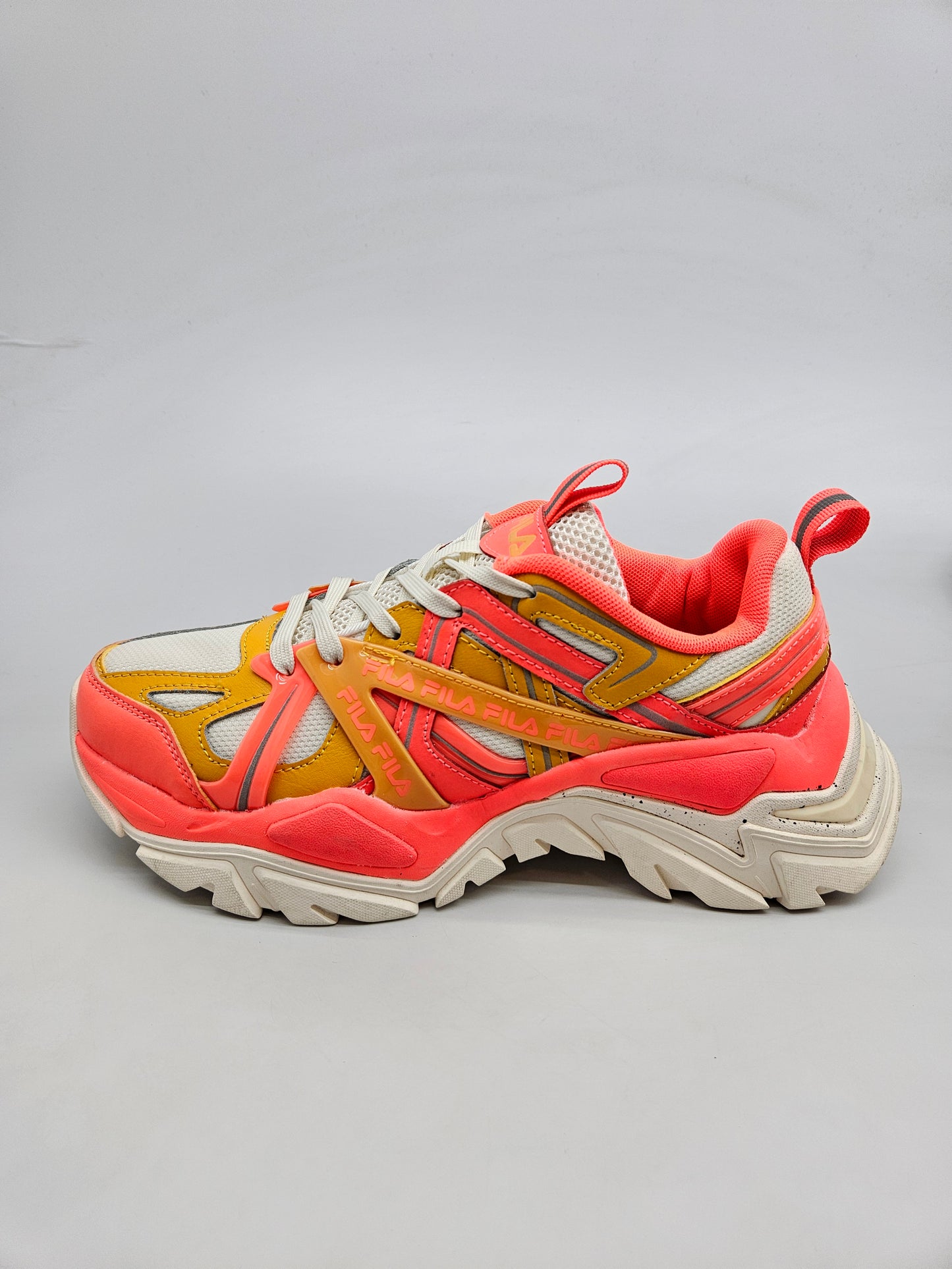 FILA NOVI ORIGINAL PATIKI BR 40