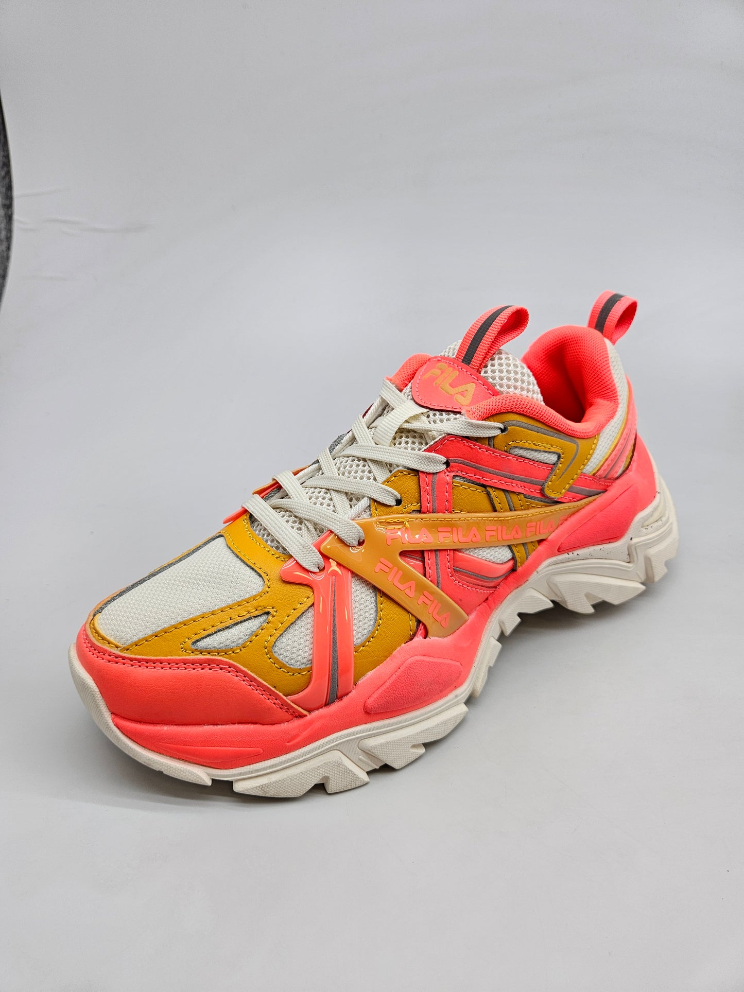 FILA NOVI ORIGINAL PATIKI BR 40