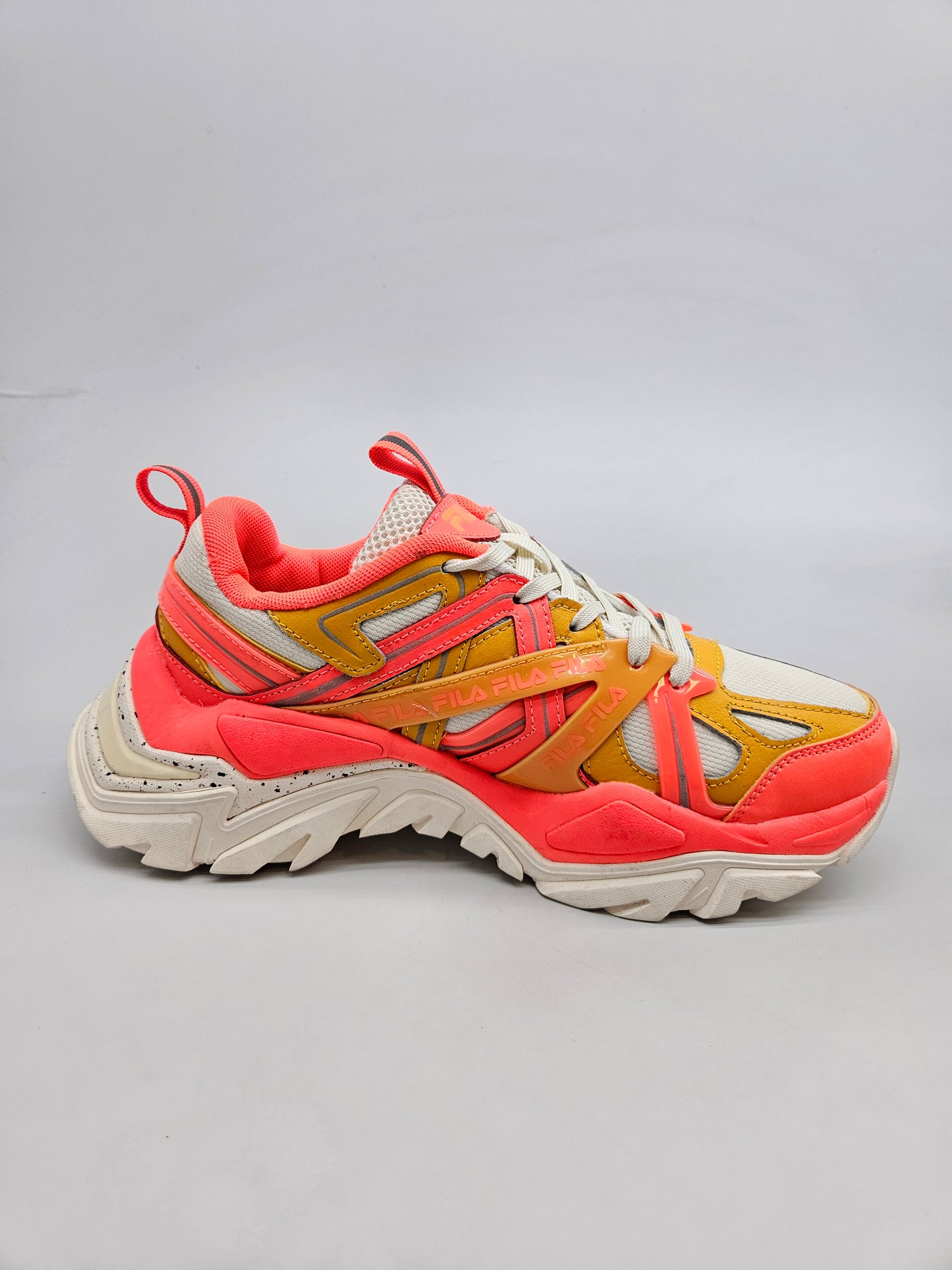 FILA NOVI ORIGINAL PATIKI BR 40