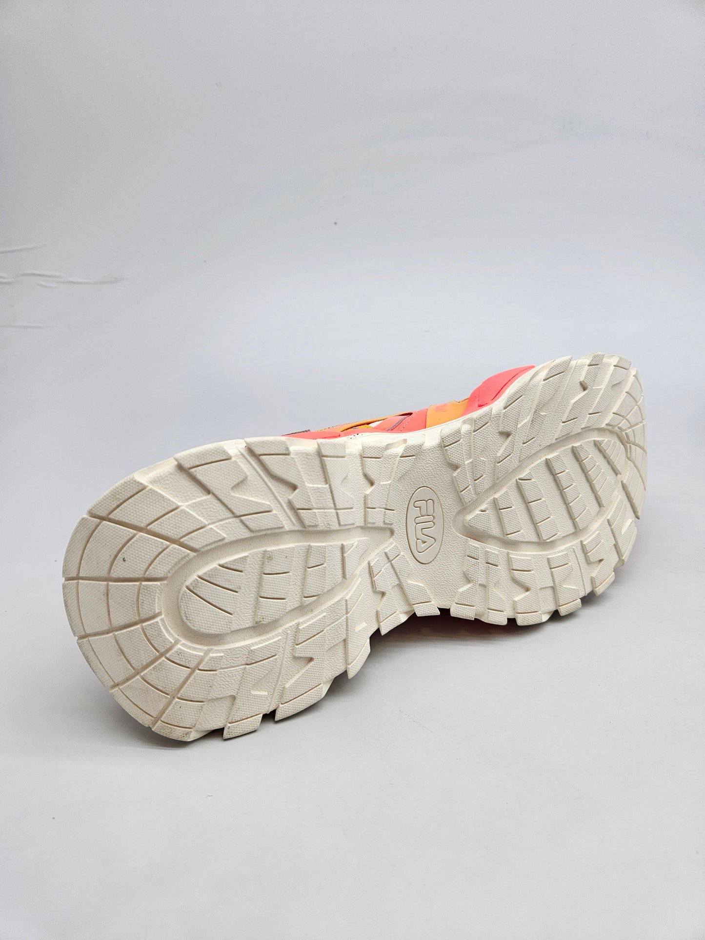 FILA NOVI ORIGINAL PATIKI BR 40