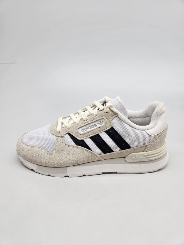ADIDAS NOVI ORIGINAL PATIKI BR 38.5