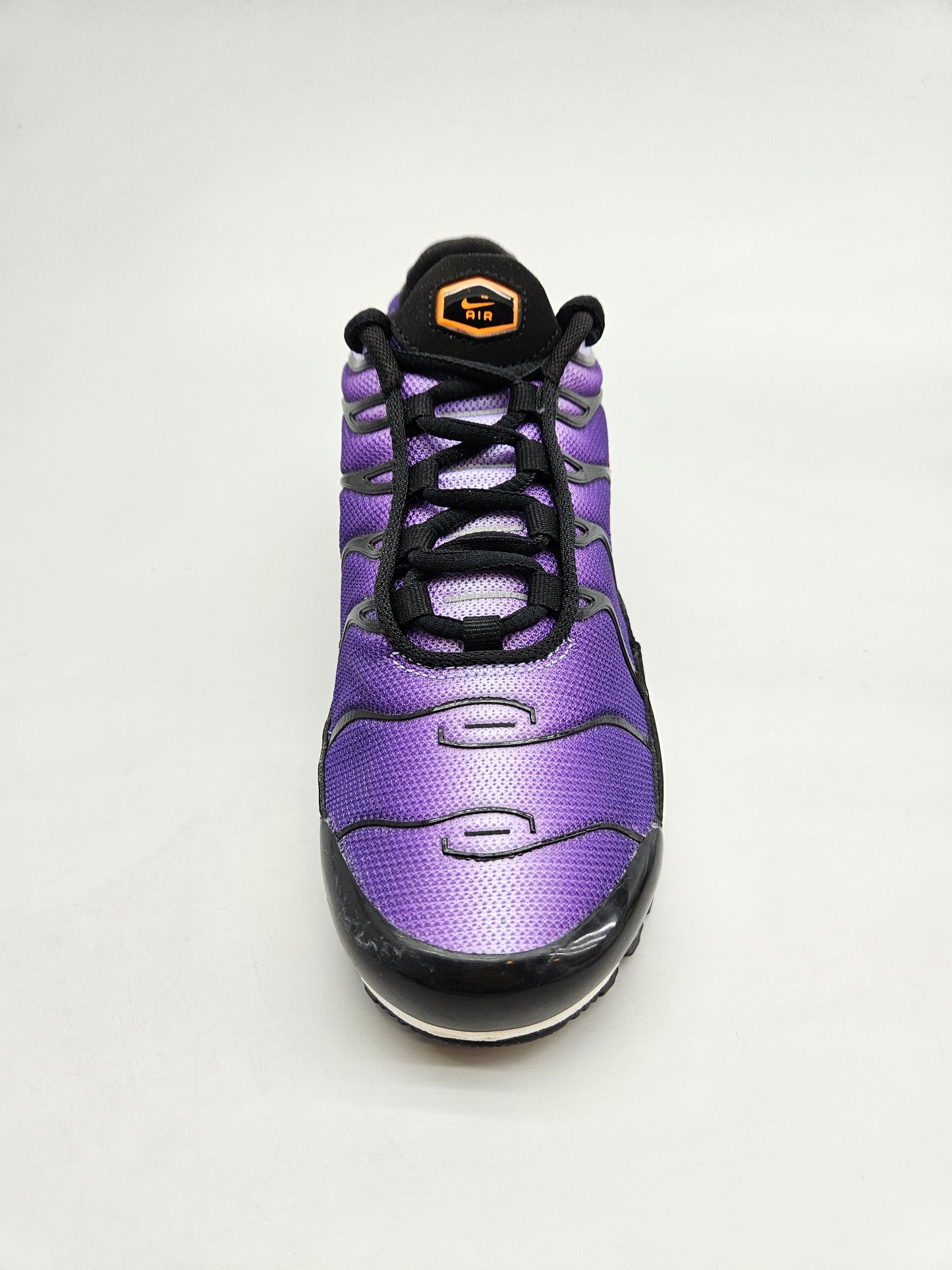 NIKE AIRMAX NOVI ORIGINAL PATIKI BR 35