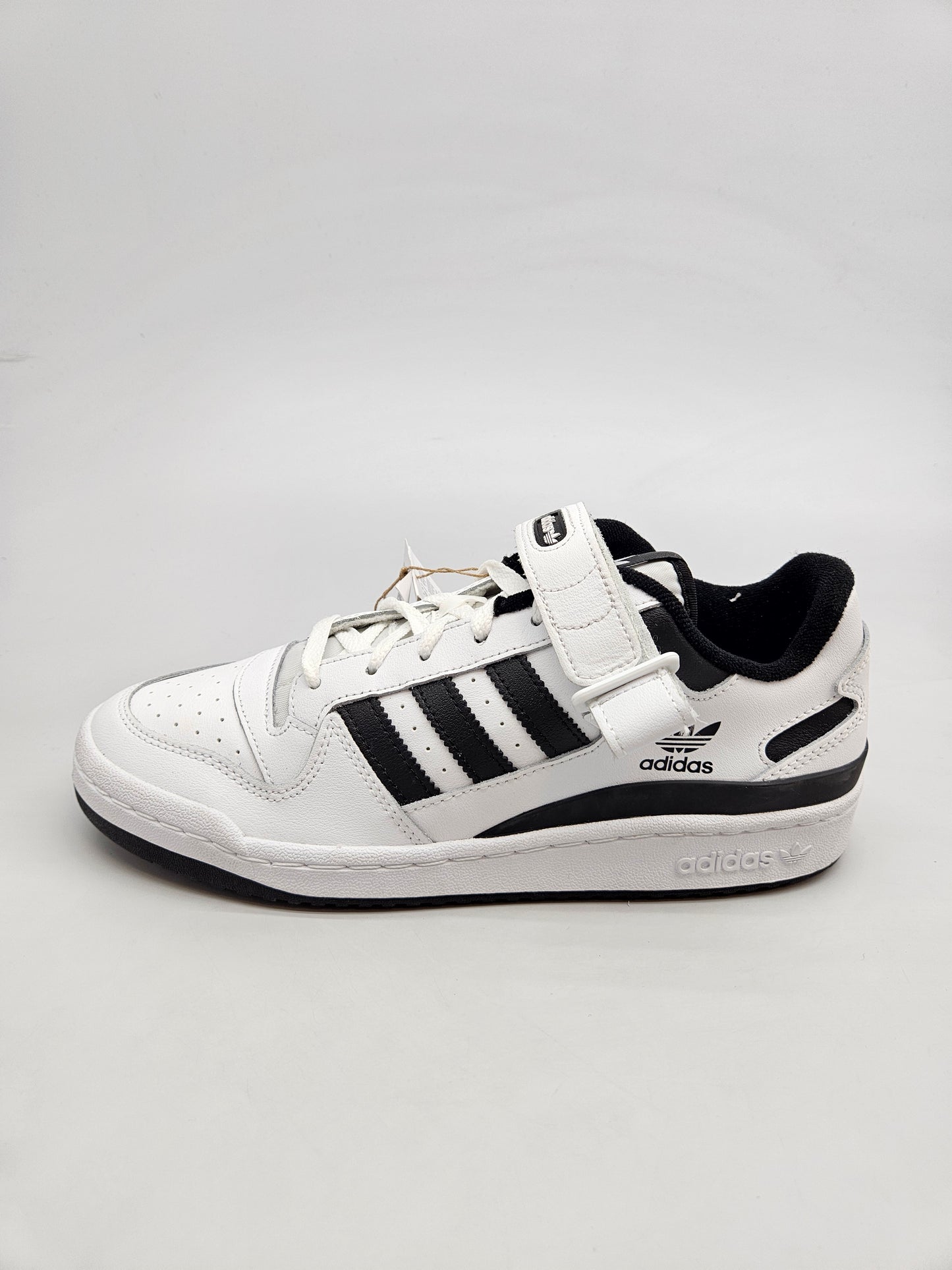 ADIDAS NOVI ORIGINAL PATIKI BR 42