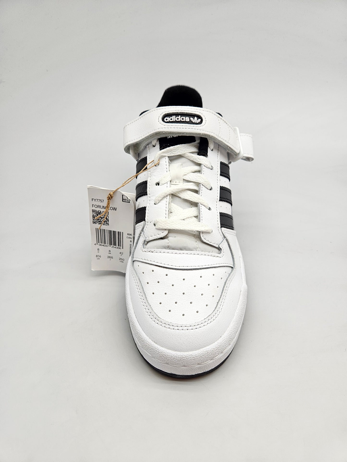 ADIDAS NOVI ORIGINAL PATIKI BR 42