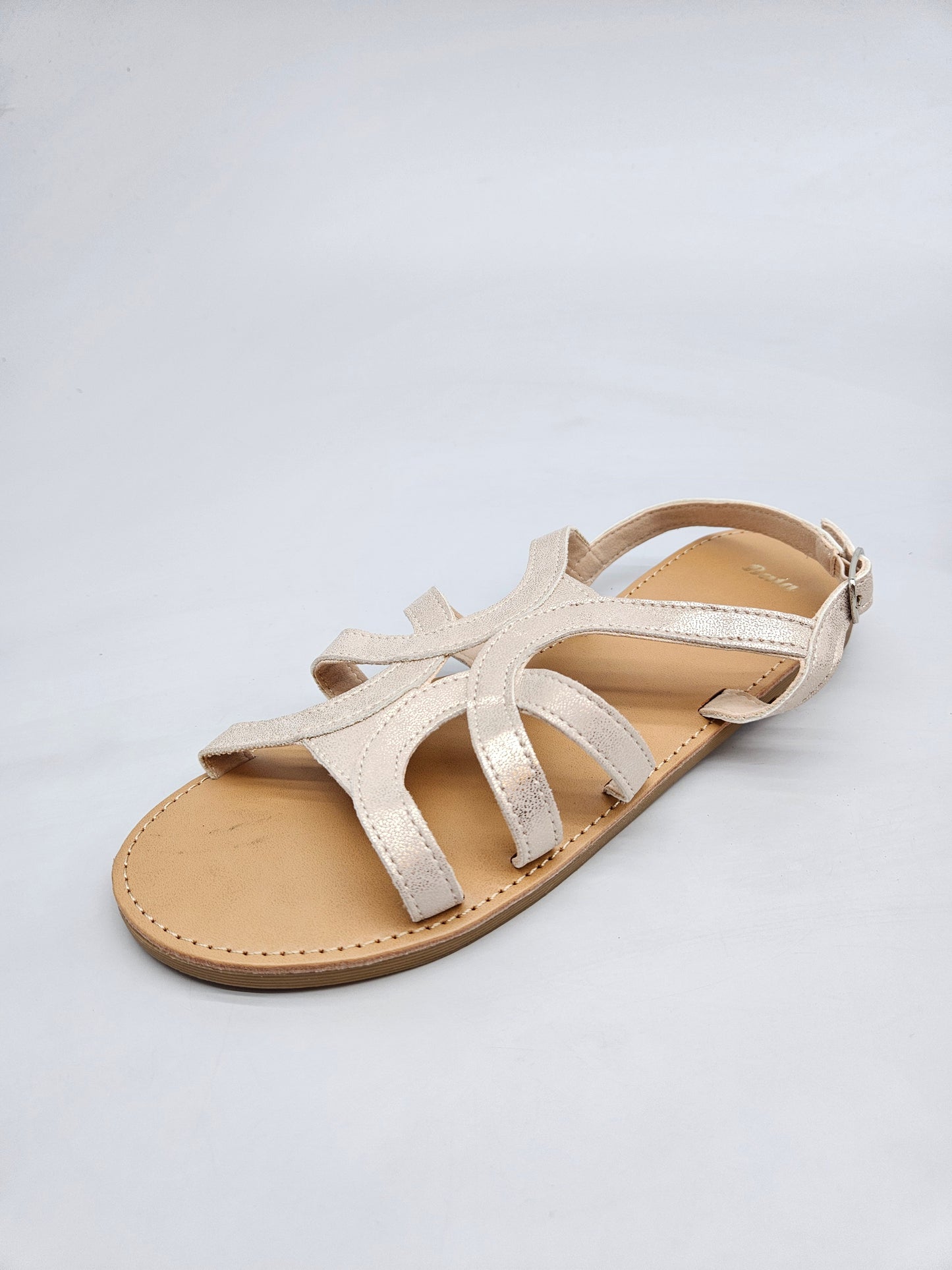 BATA NOVI ORIGINAL SANDALI BR 35