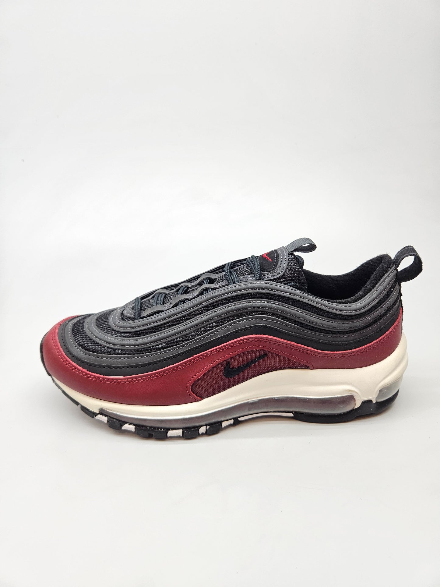 NIKE NOVI ORIGINAL PATIKI BR 39