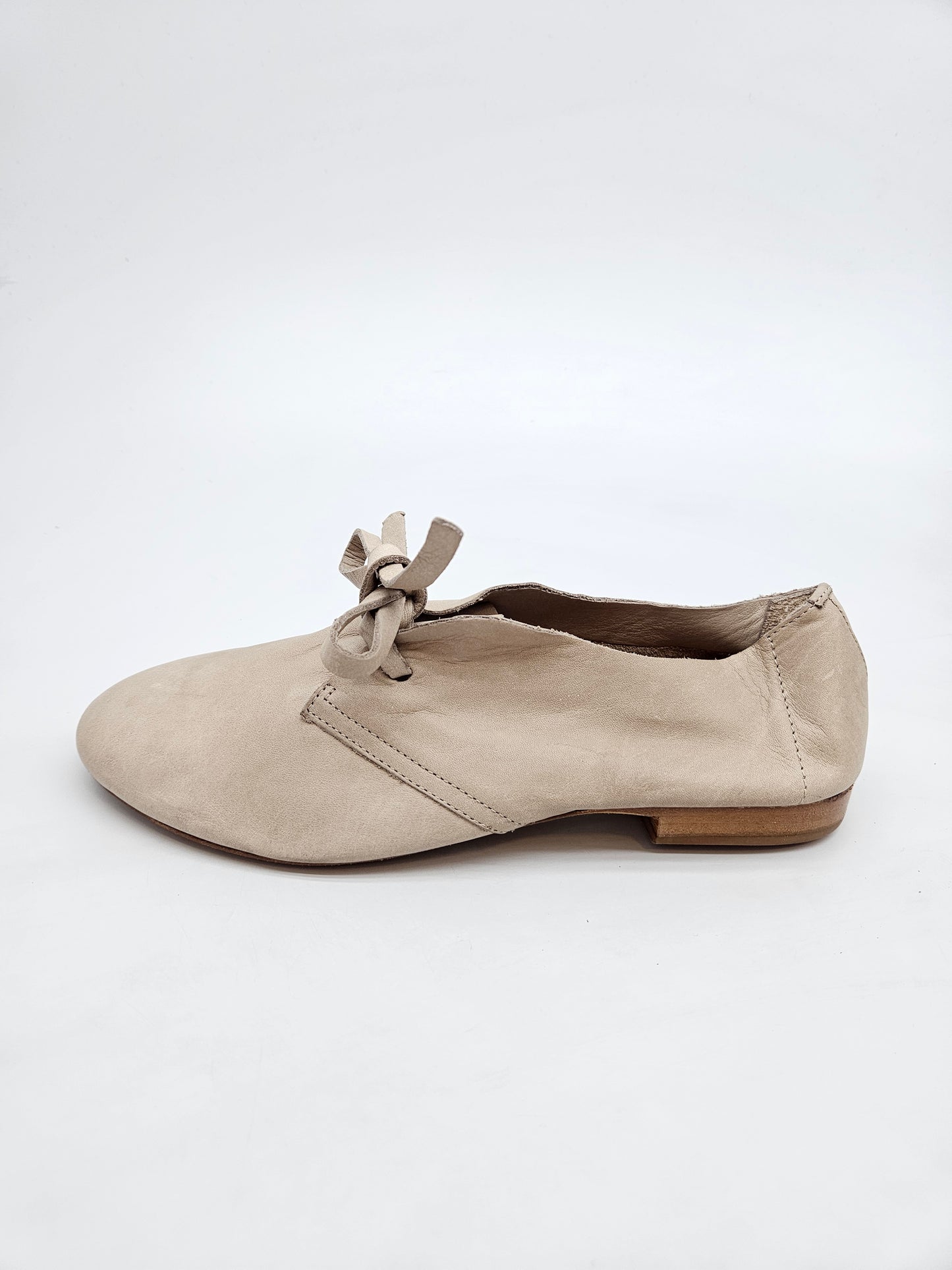 CATARINA NOVI ORIGINAL MOKASINI BR 40