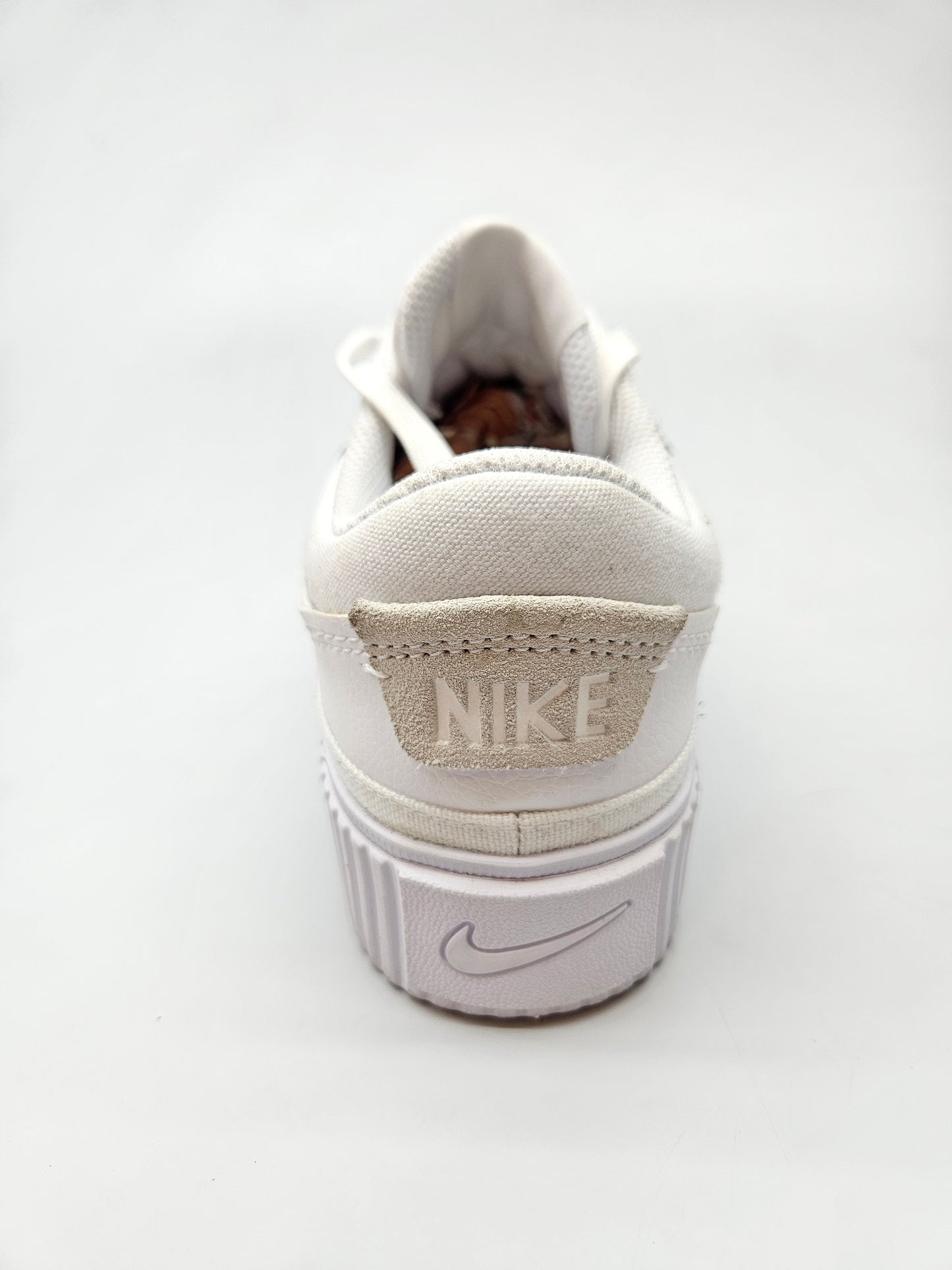 NIKE NOVI ORIGINAL PATIKI 38.5