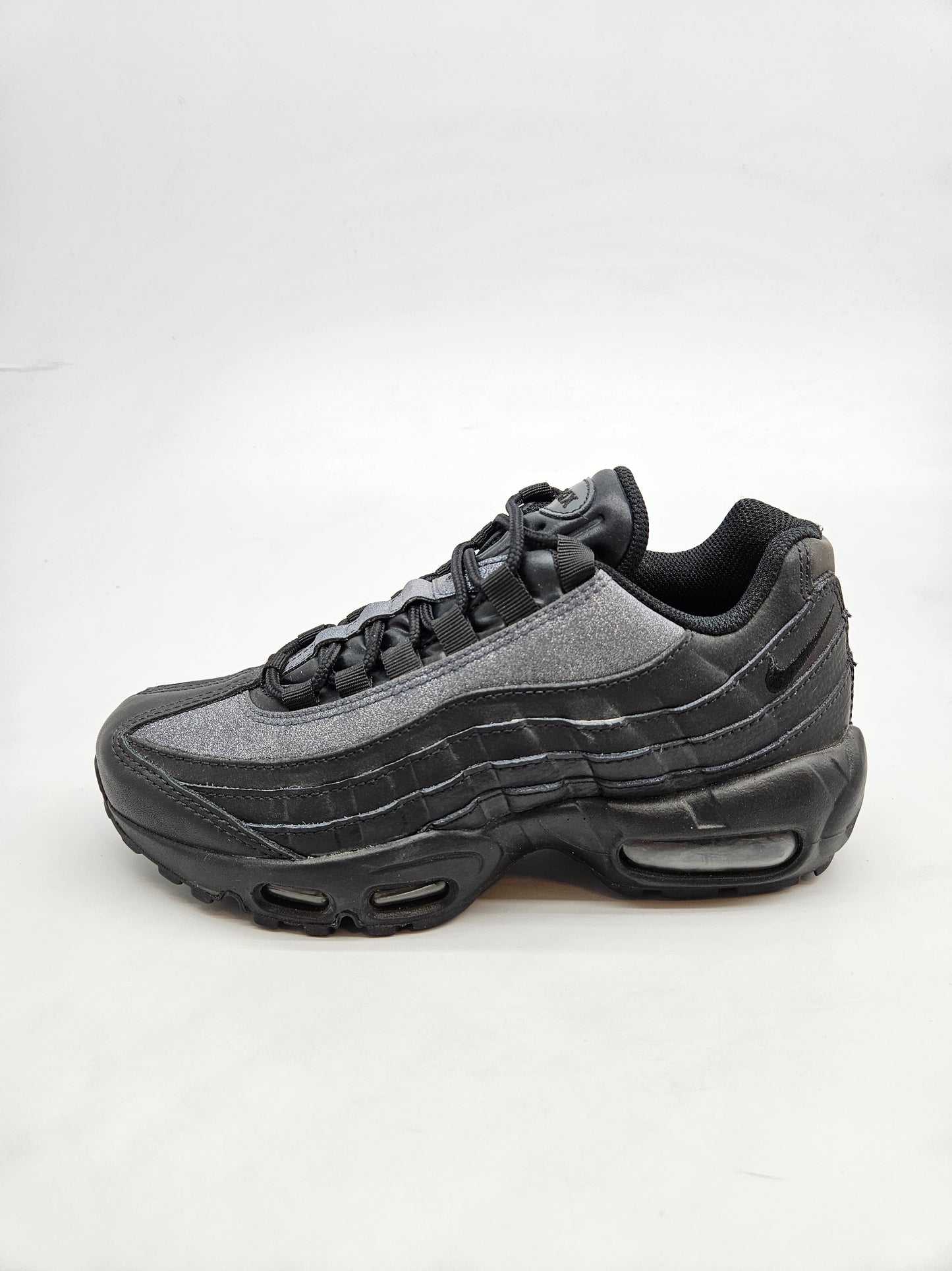 NIKE AIRMAX NOVI ORIGINAL PATIKI BR 37.5