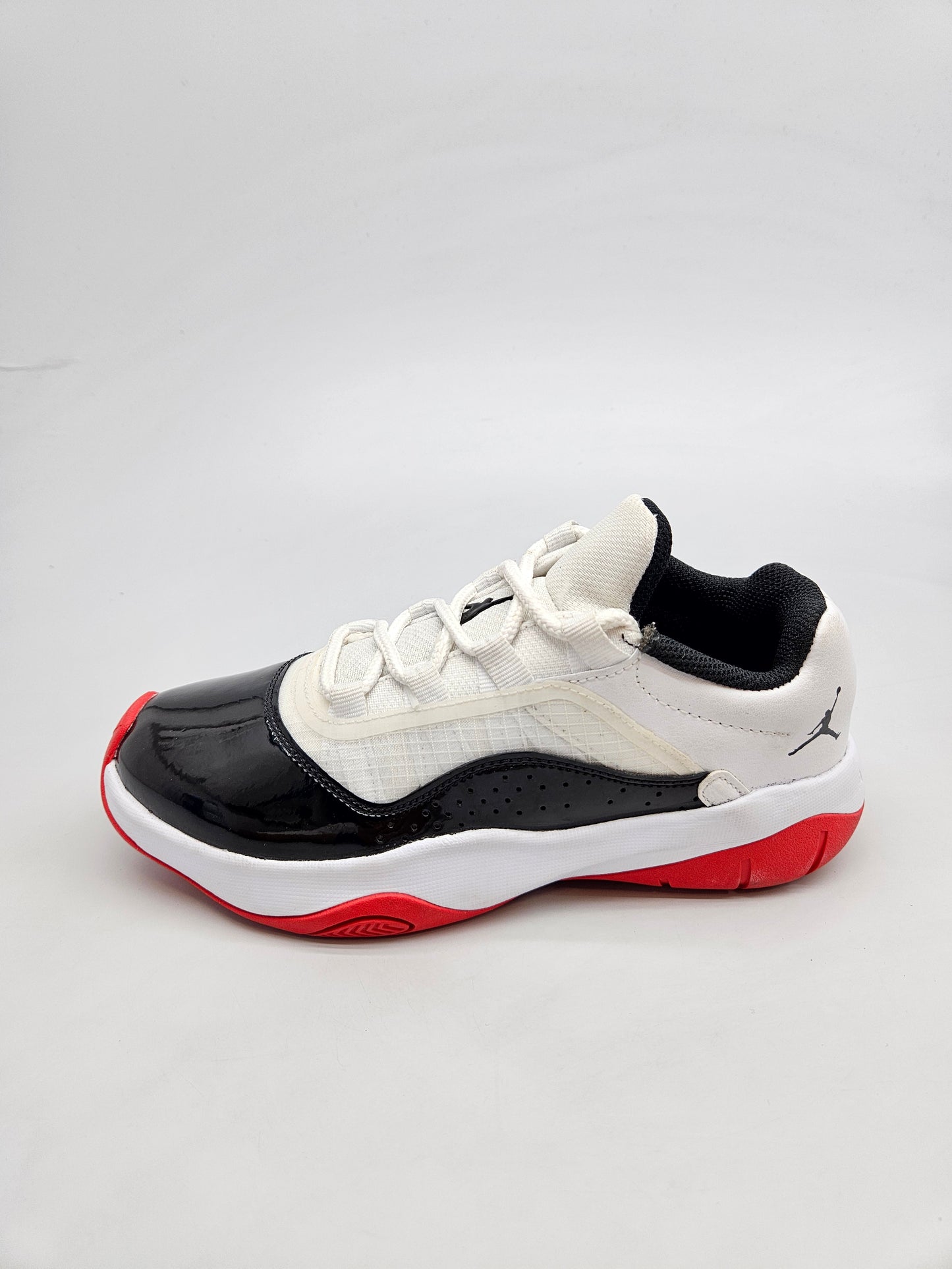 NIKE JORDAN NOVI ORIGINAL PATIKI BR 36