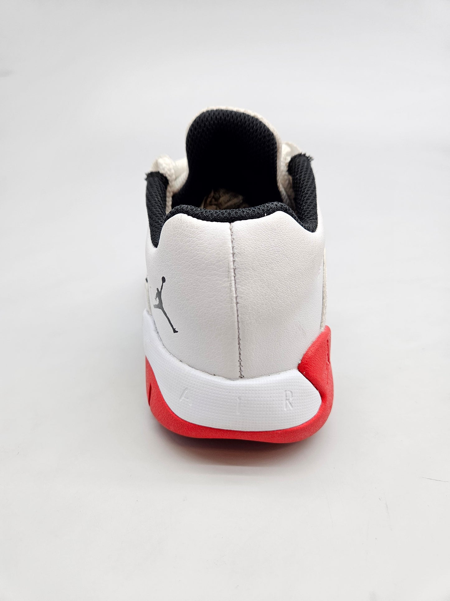 NIKE JORDAN NOVI ORIGINAL PATIKI BR 36