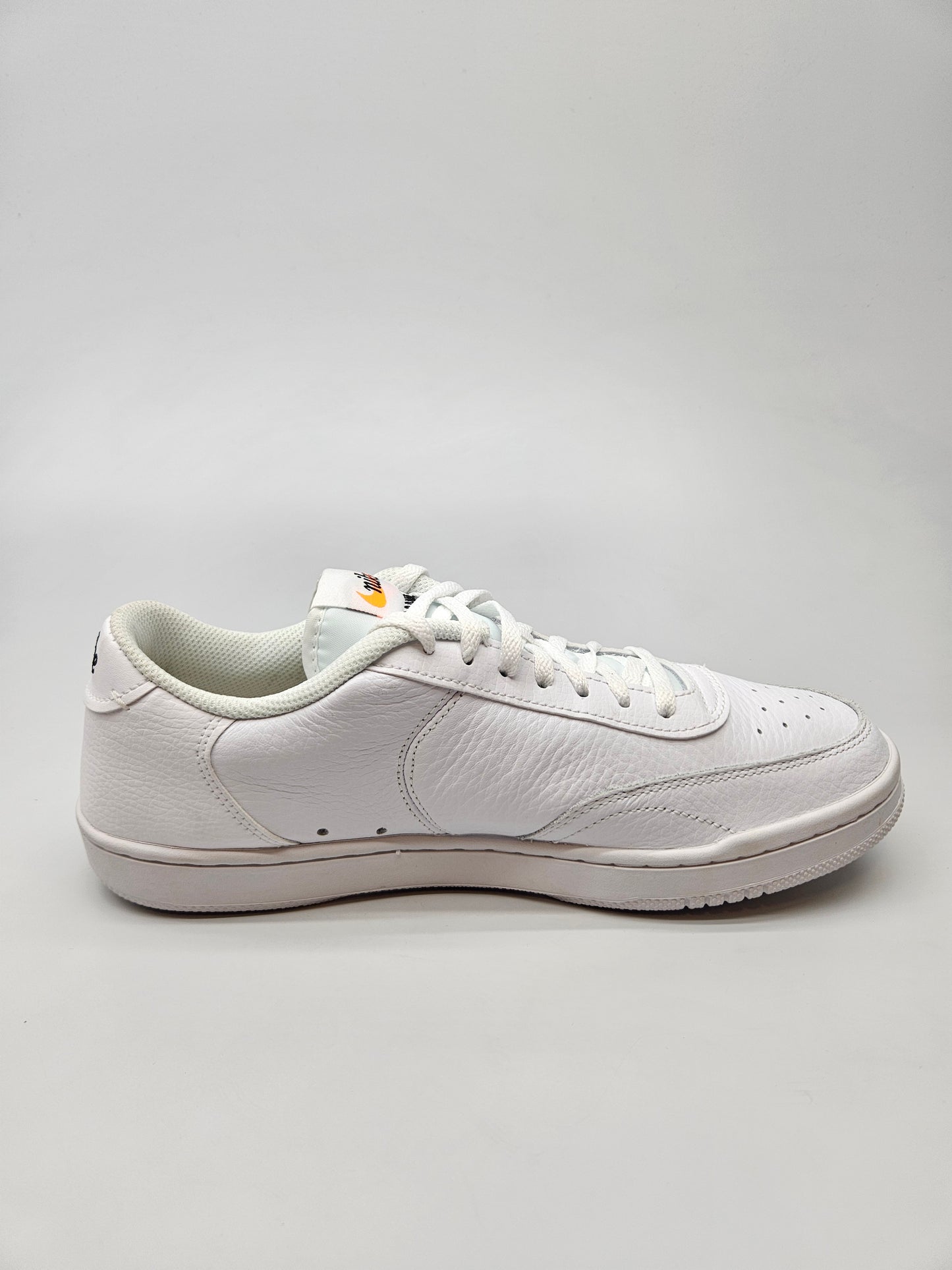 NIKE NOVI ORIGINAL PATIKI BR 42