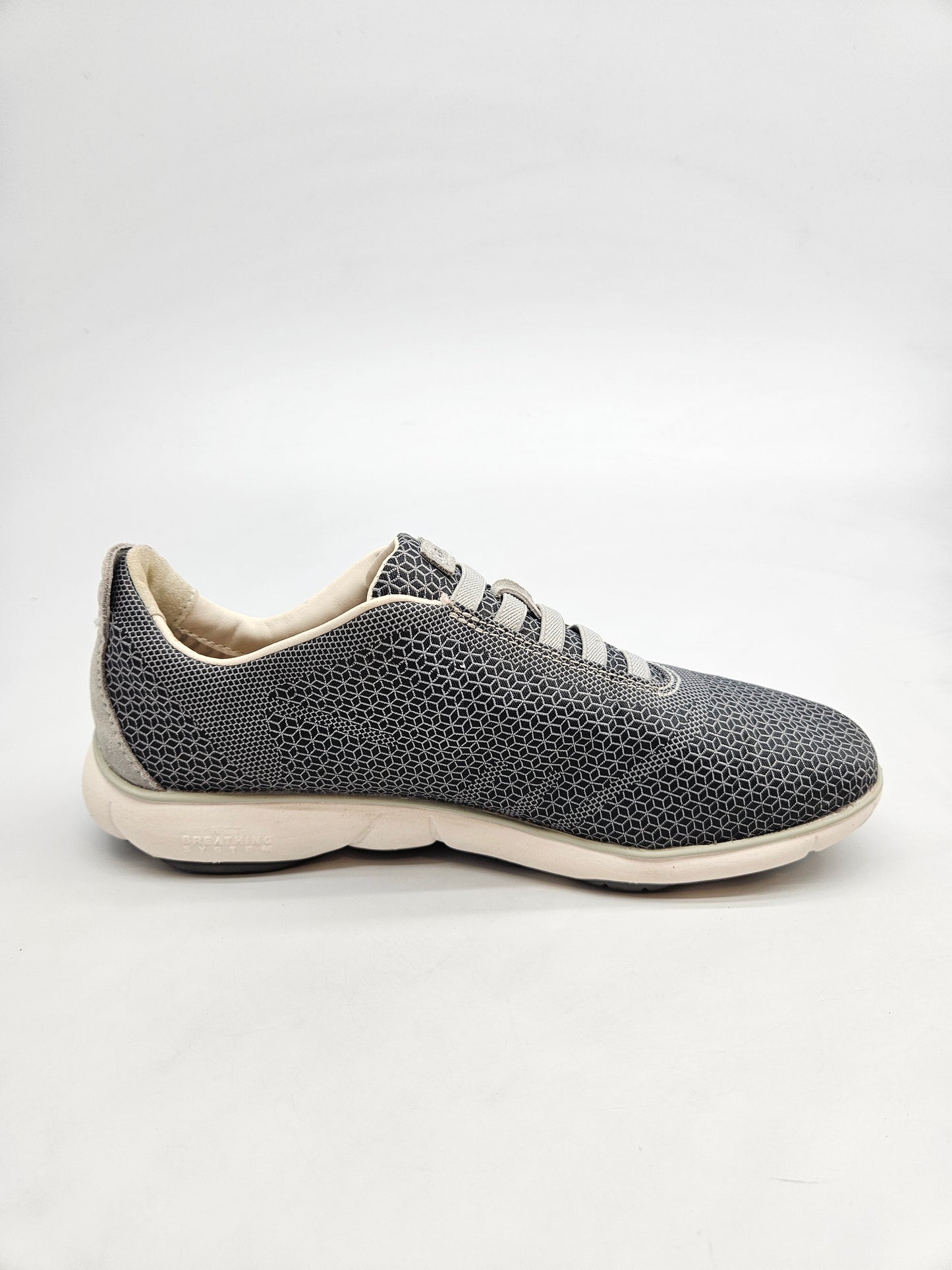 GEOX ORIGINAL PATIKI BR 38