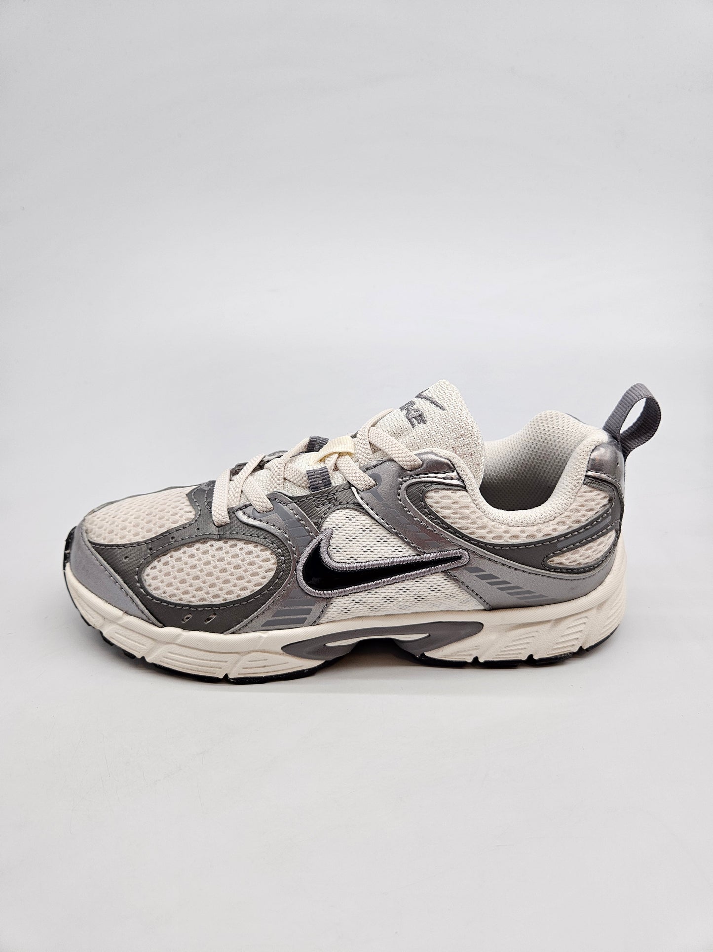 NIKE ORIGINAL PATIKI BR 33.5