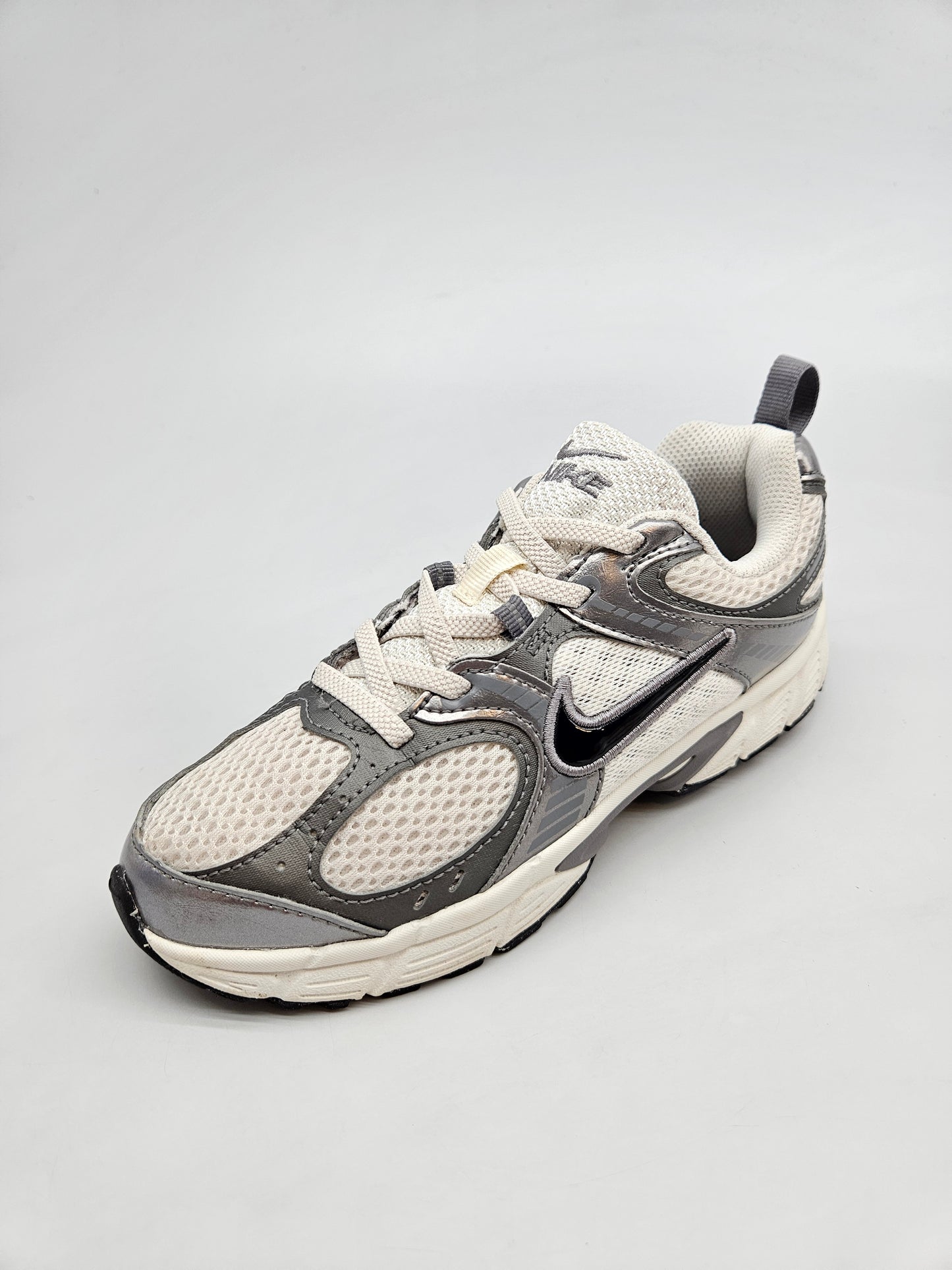NIKE ORIGINAL PATIKI BR 33.5