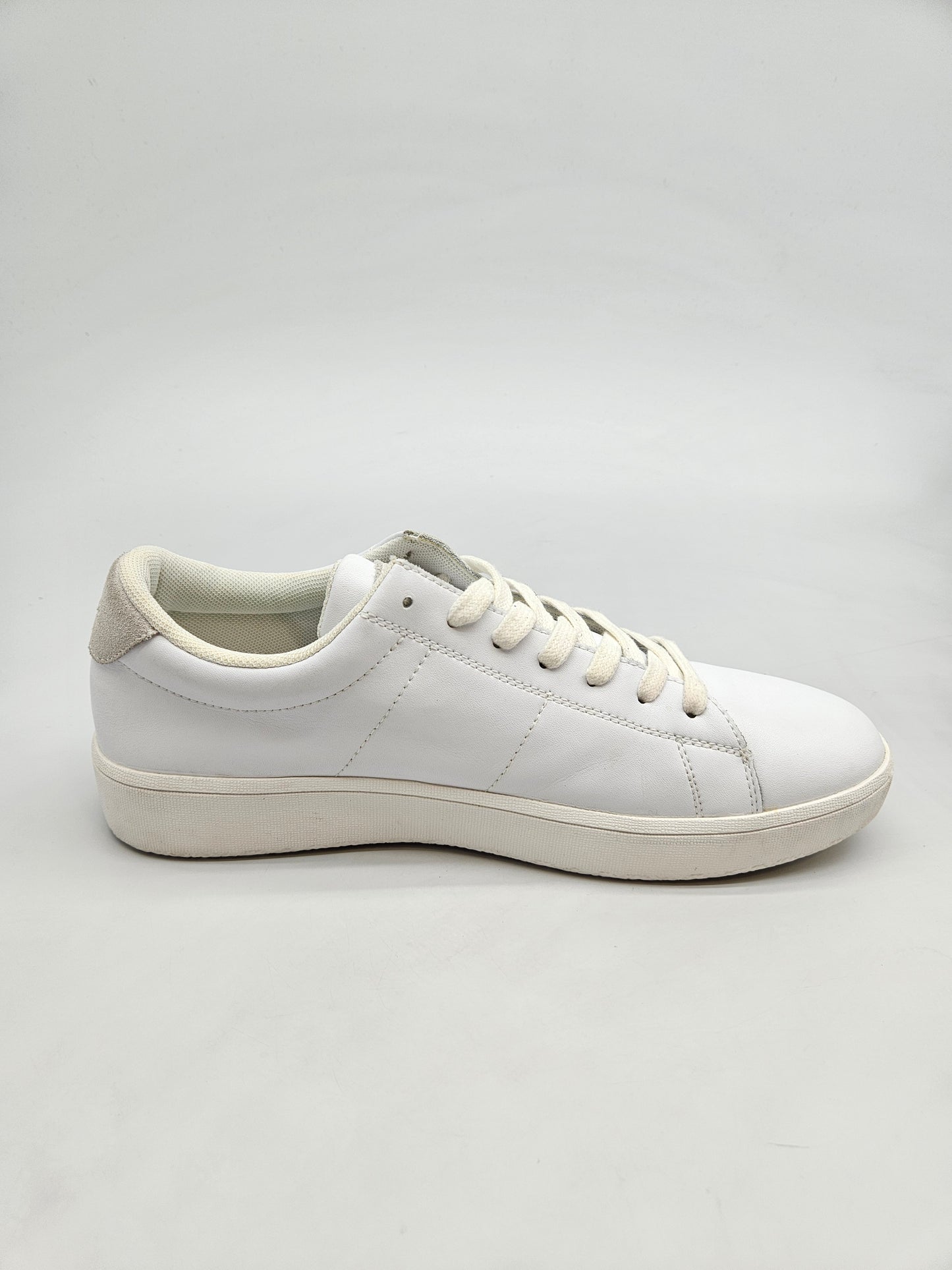 POLO NOVI ORIGINAL PATIKI BR 43